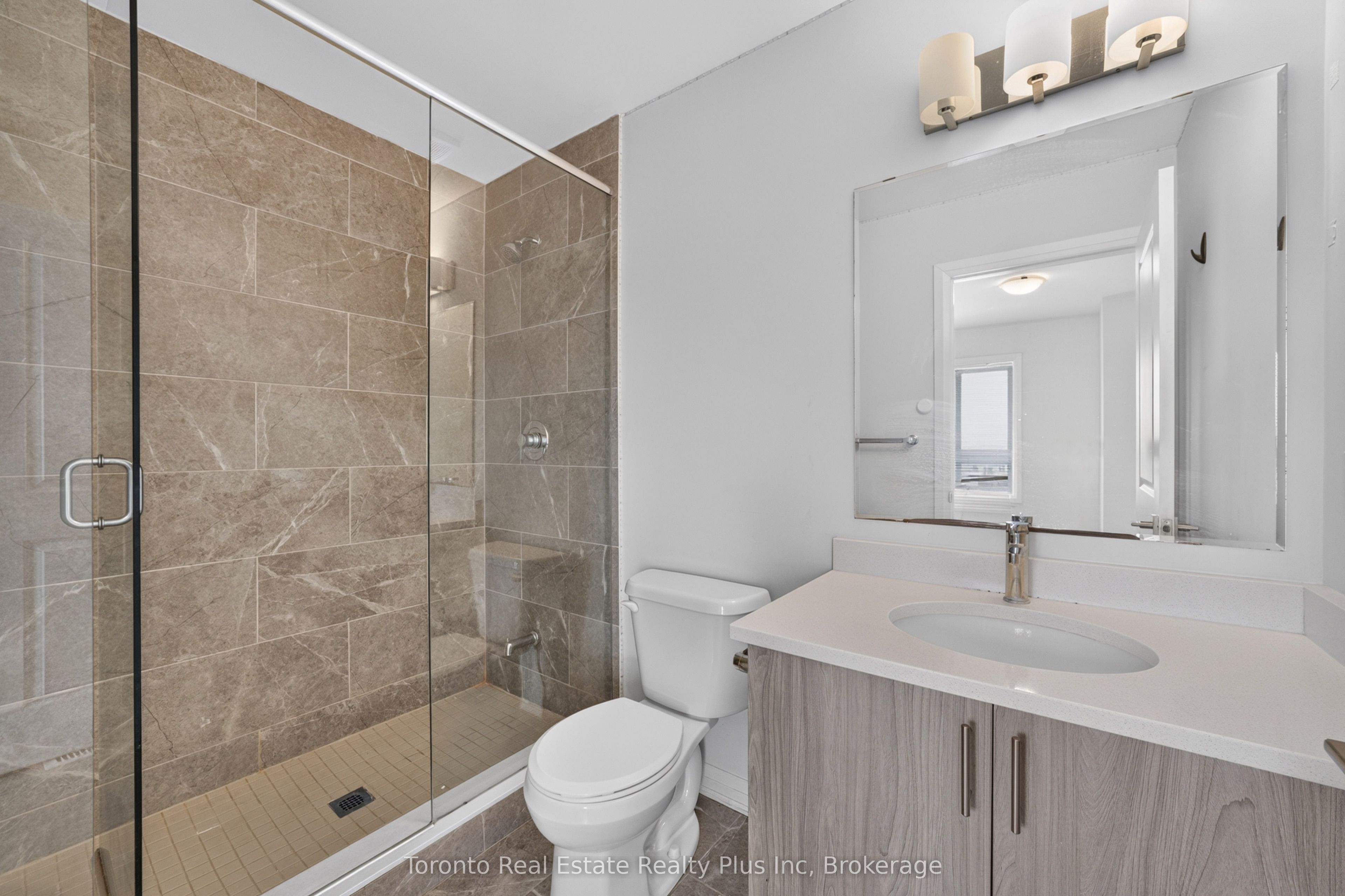 51 Sparrow Avenue 10 Property Photo 7