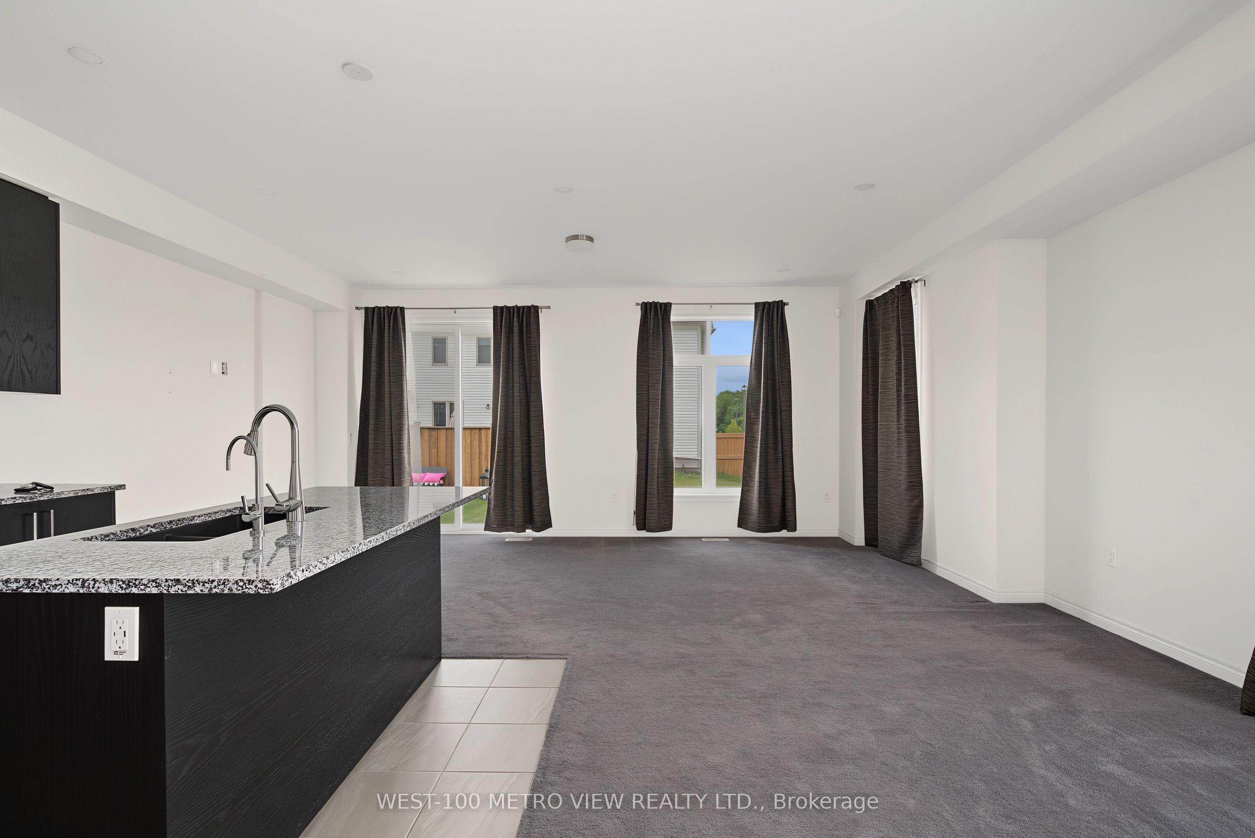 11 Edminston Drive Property Photo 7