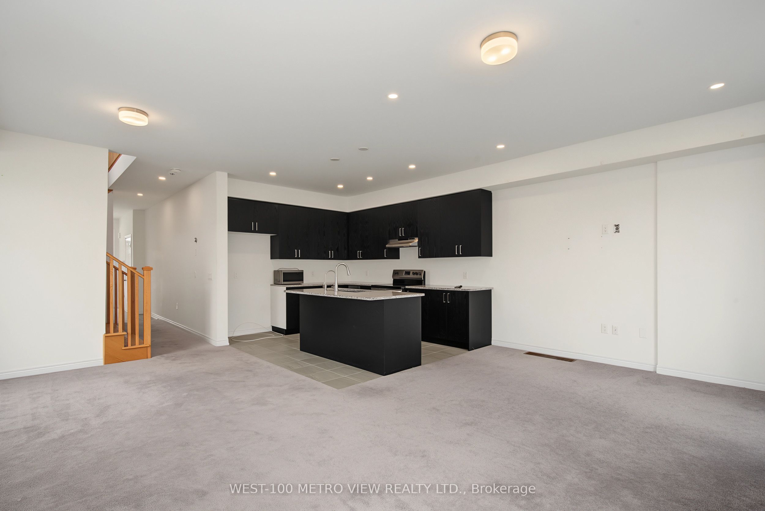 11 Edminston Drive Property Photo 8