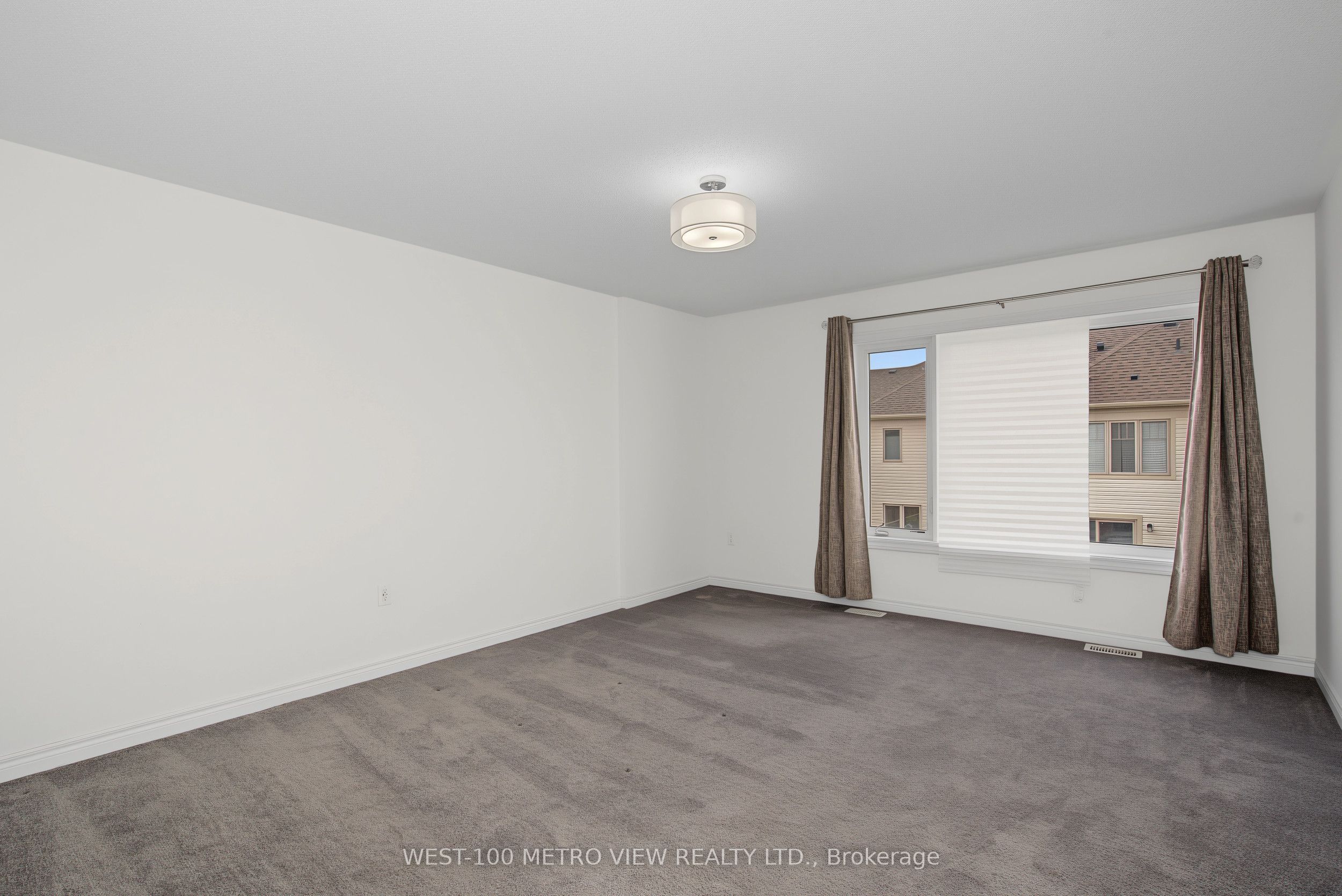 11 Edminston Drive Property Photo 14
