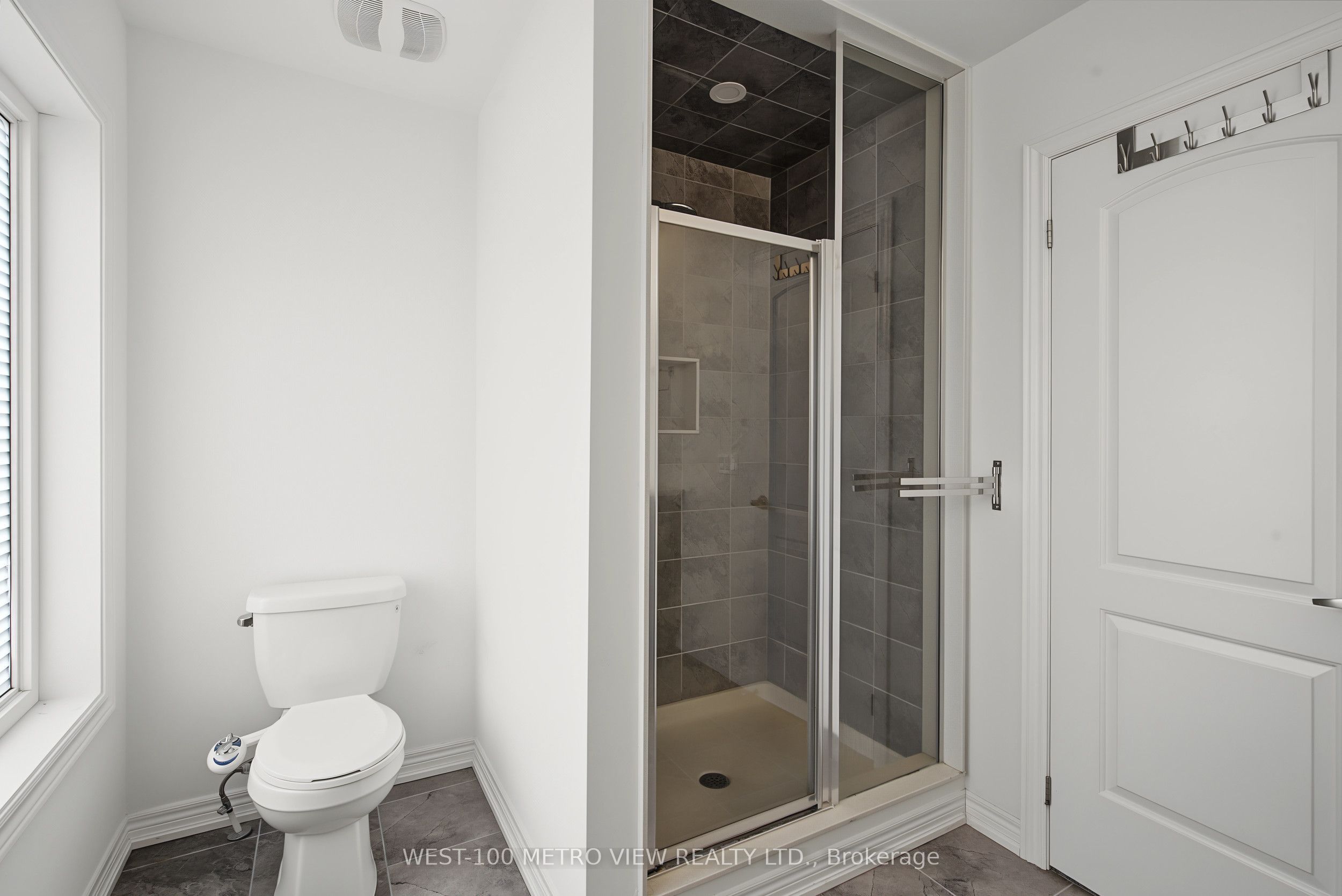 11 Edminston Drive Property Photo 17