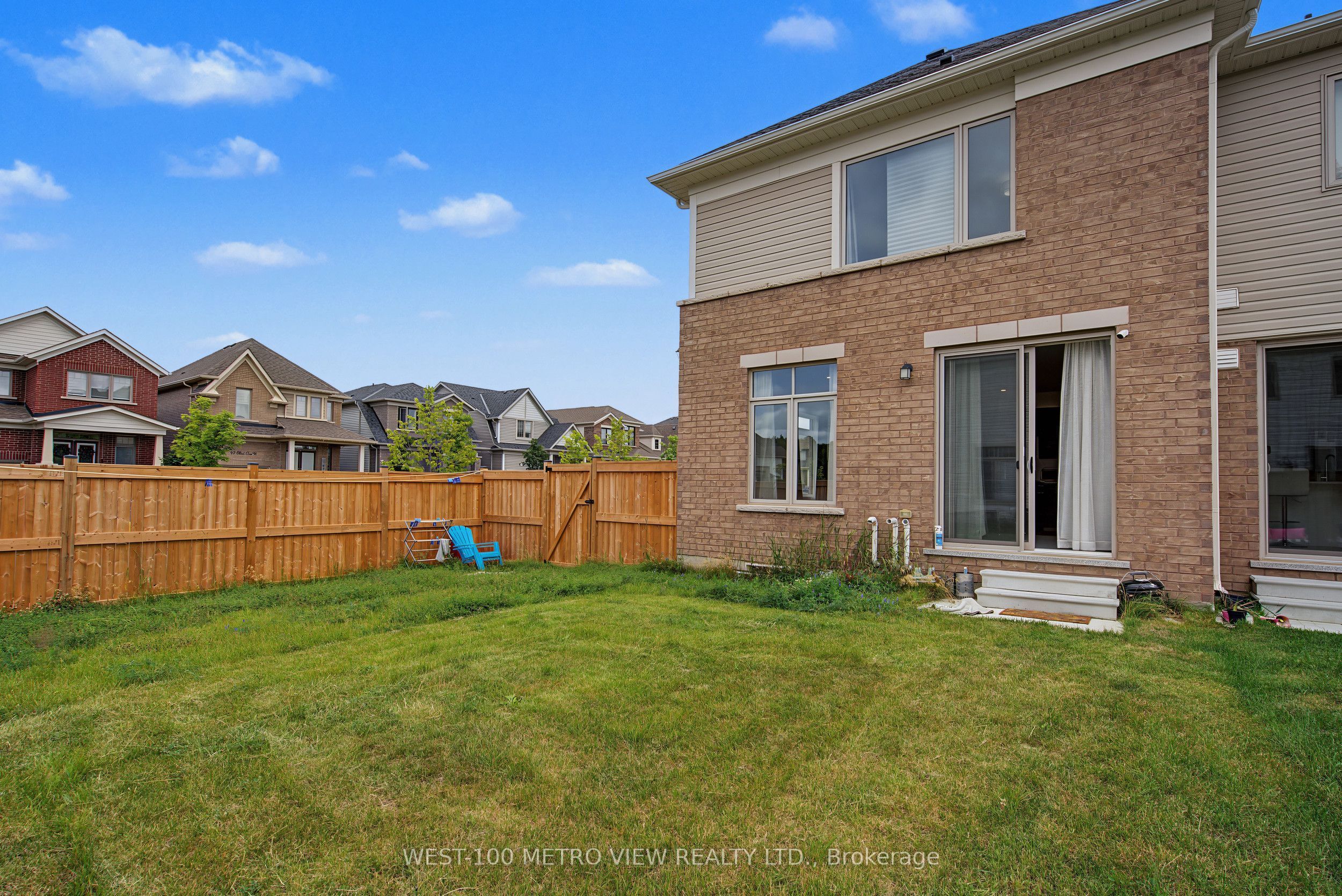 11 Edminston Drive Property Photo 22
