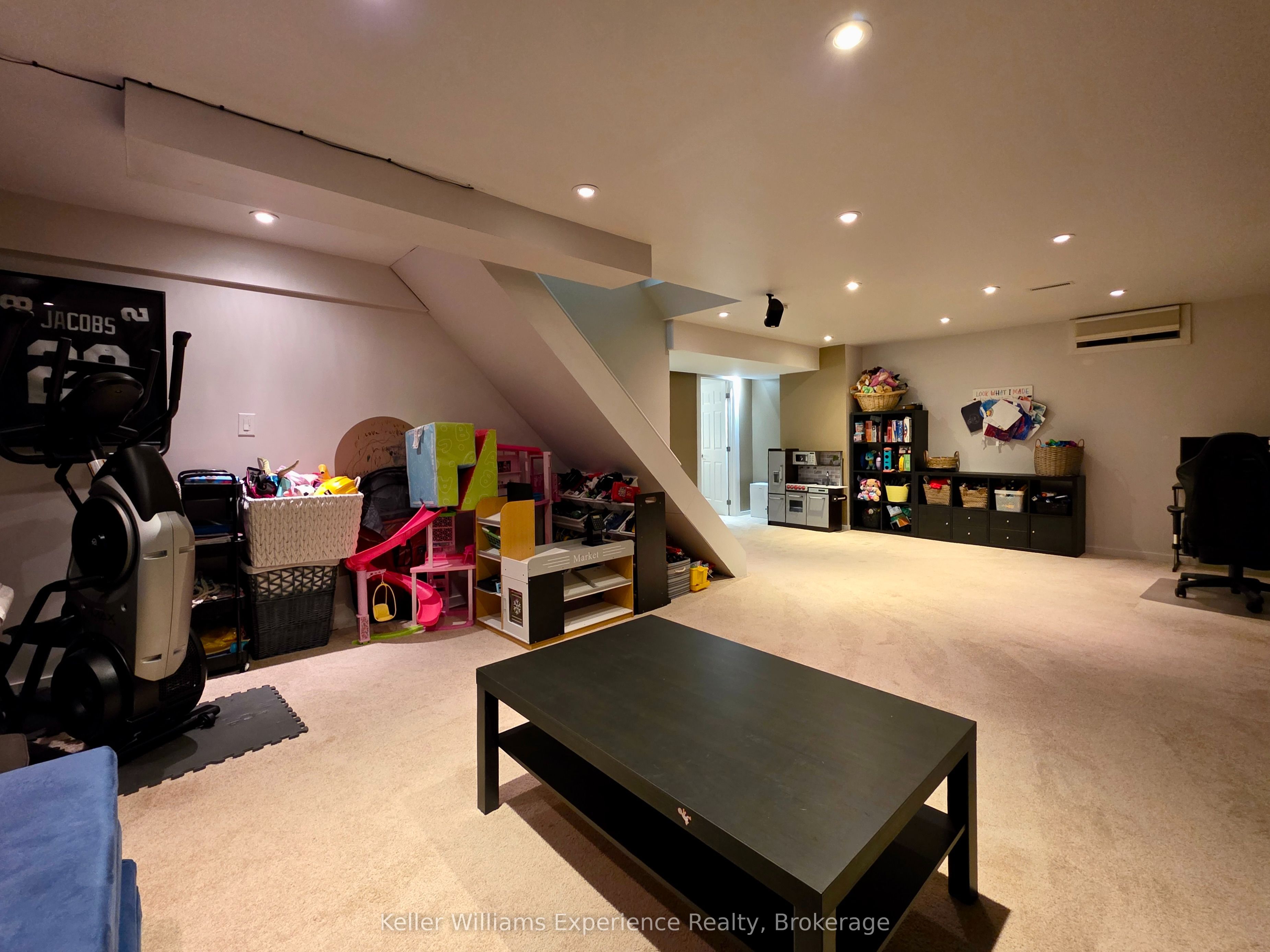 22 Rosemead Close Property Photo 33