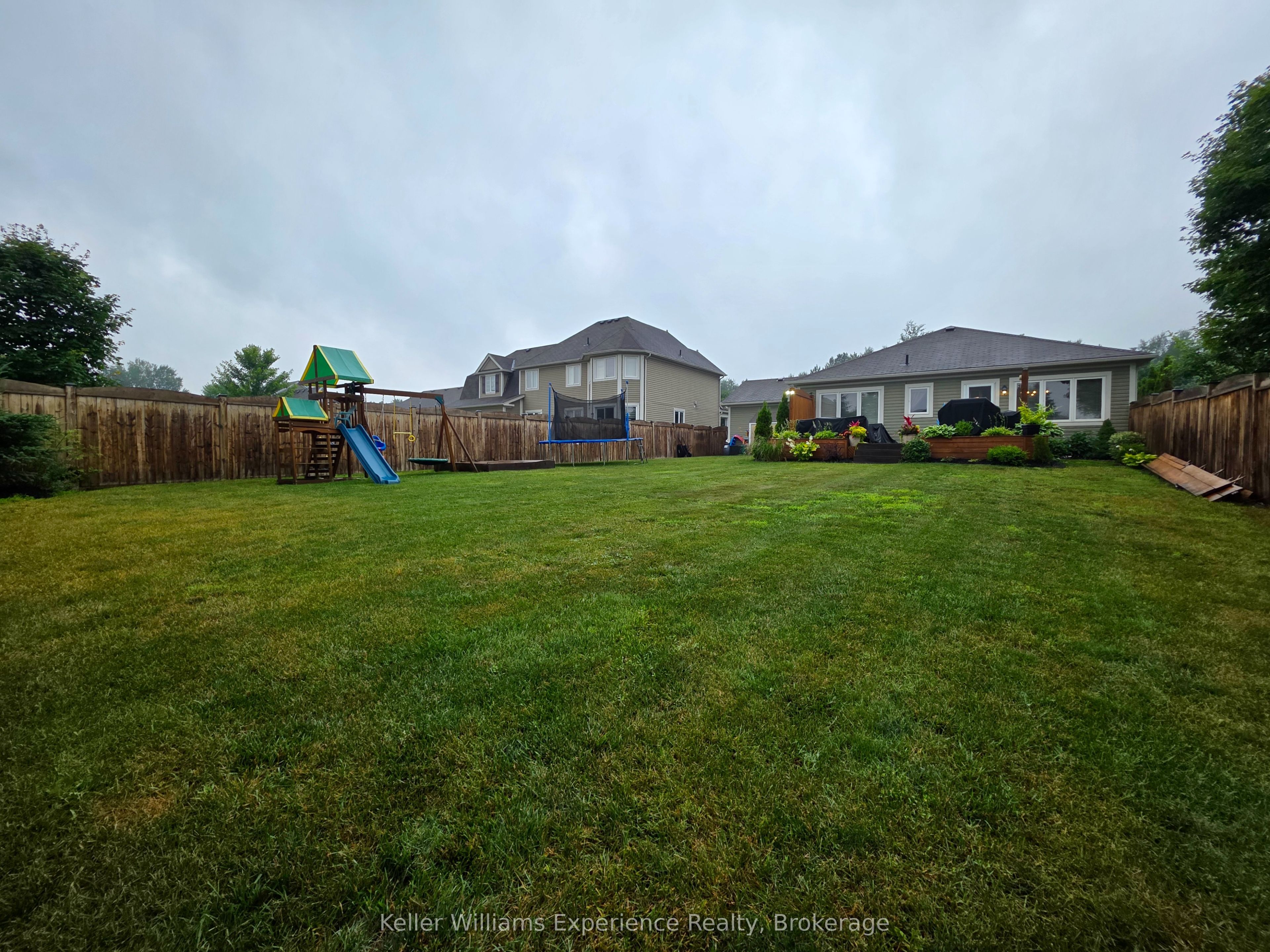 22 Rosemead Close Property Photo 42