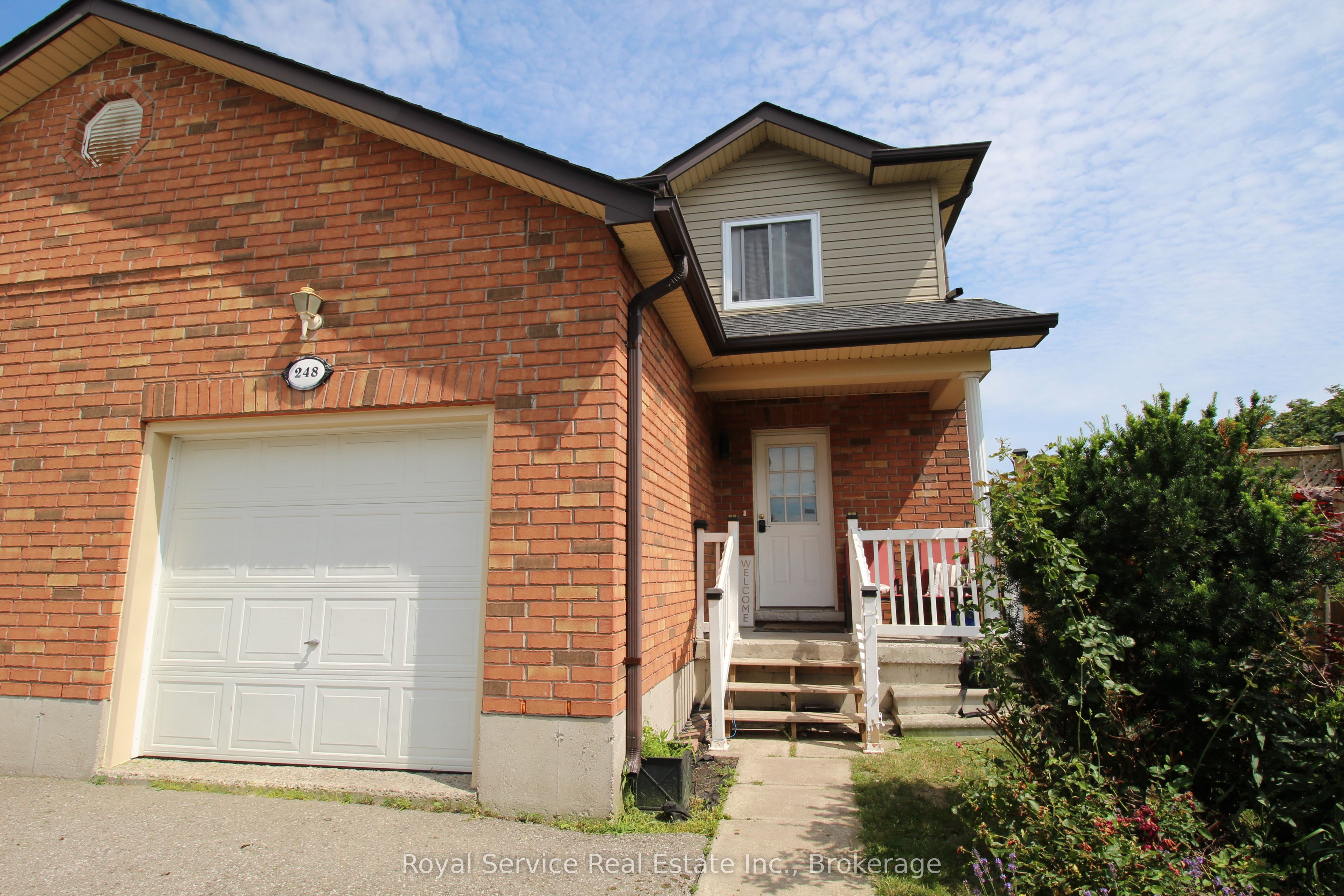 248 Ruttan Terrace Property Photo 1