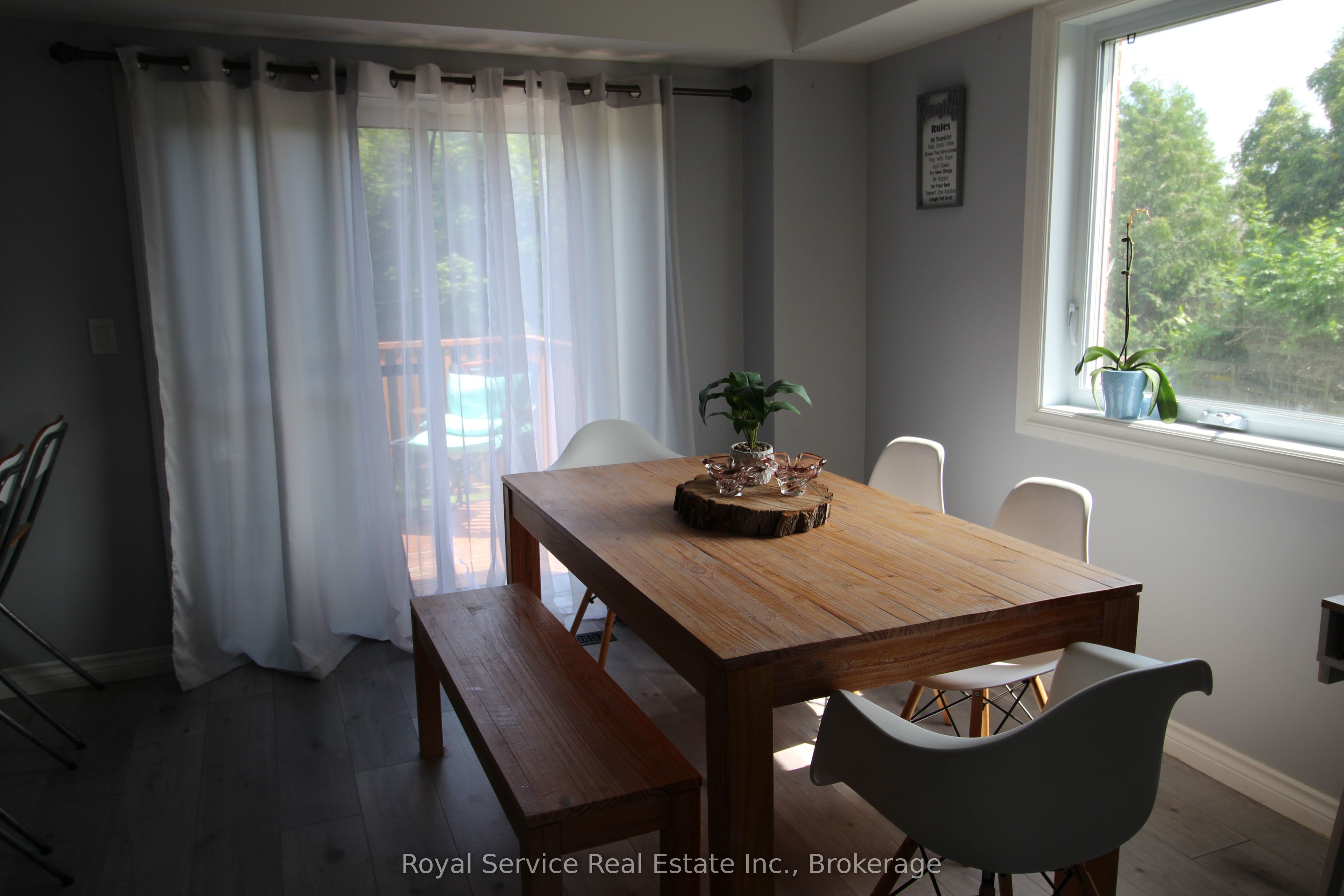 248 Ruttan Terrace Property Photo 6