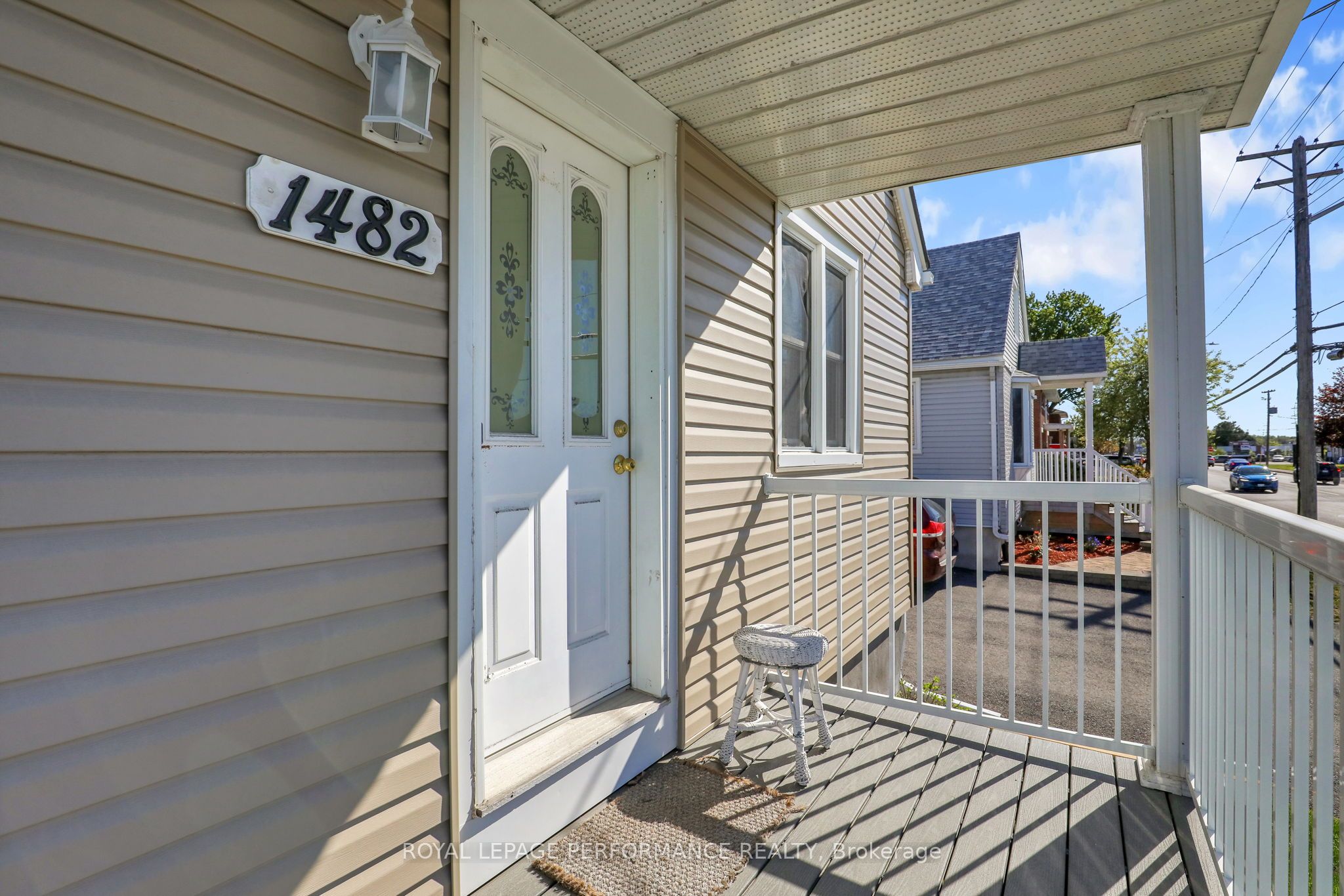 1482 Laperriere Avenue Property Photo 4