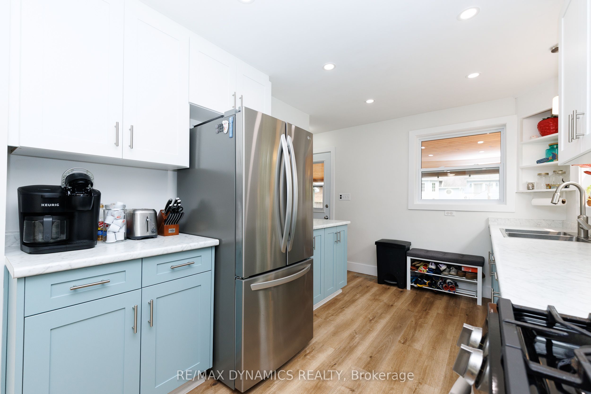 586 Lakeside Road Property Photo 19
