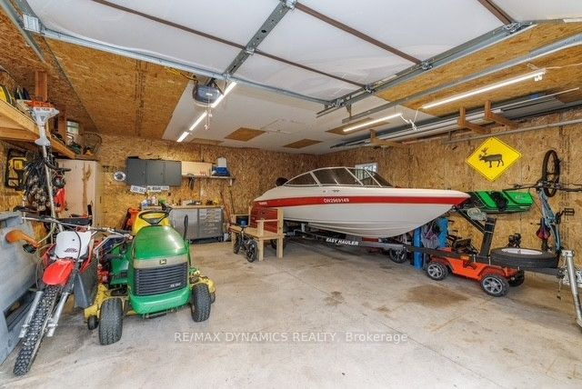586 Lakeside Road Property Photo 47