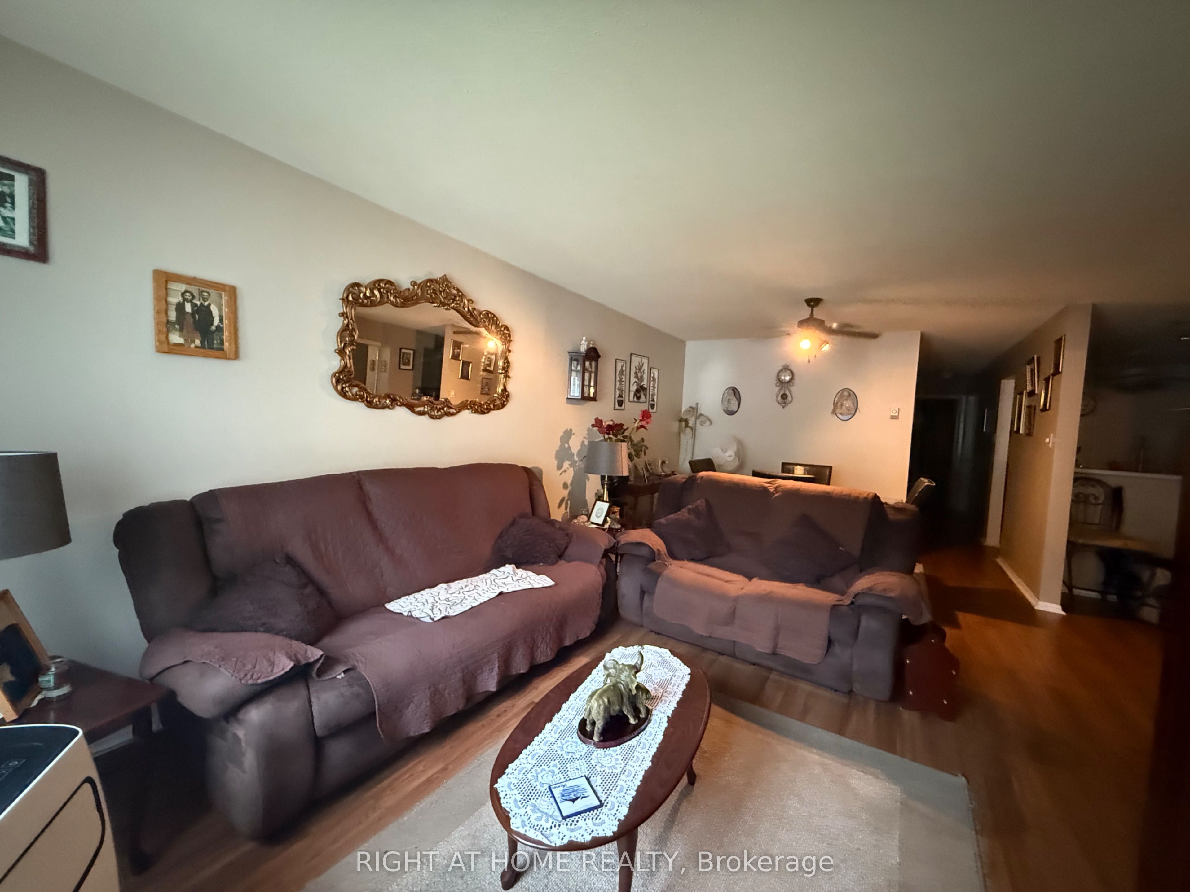 1035 Cummings Avenue E Property Photo 14