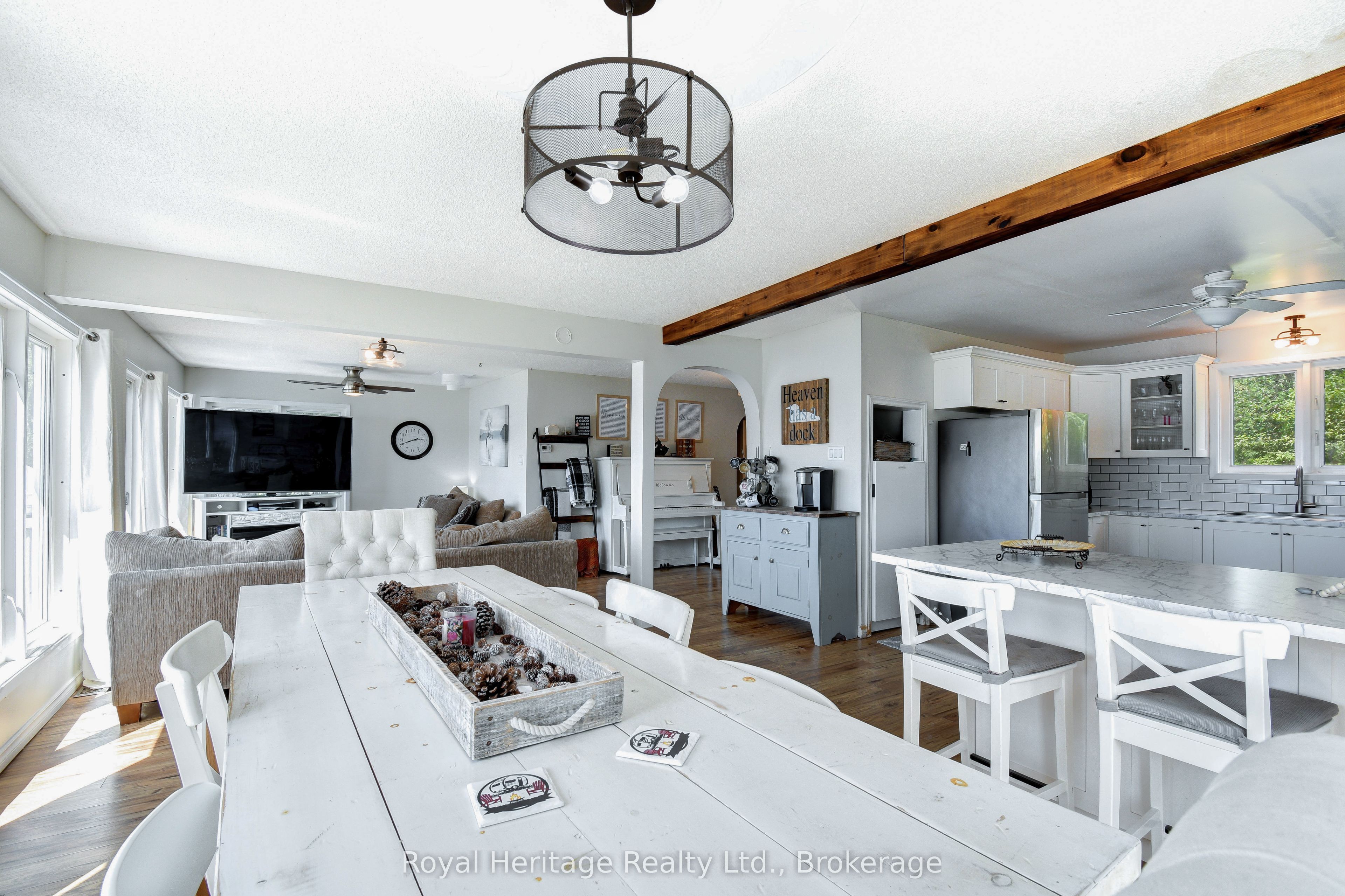 680 Round Lake Road Property Photo 16