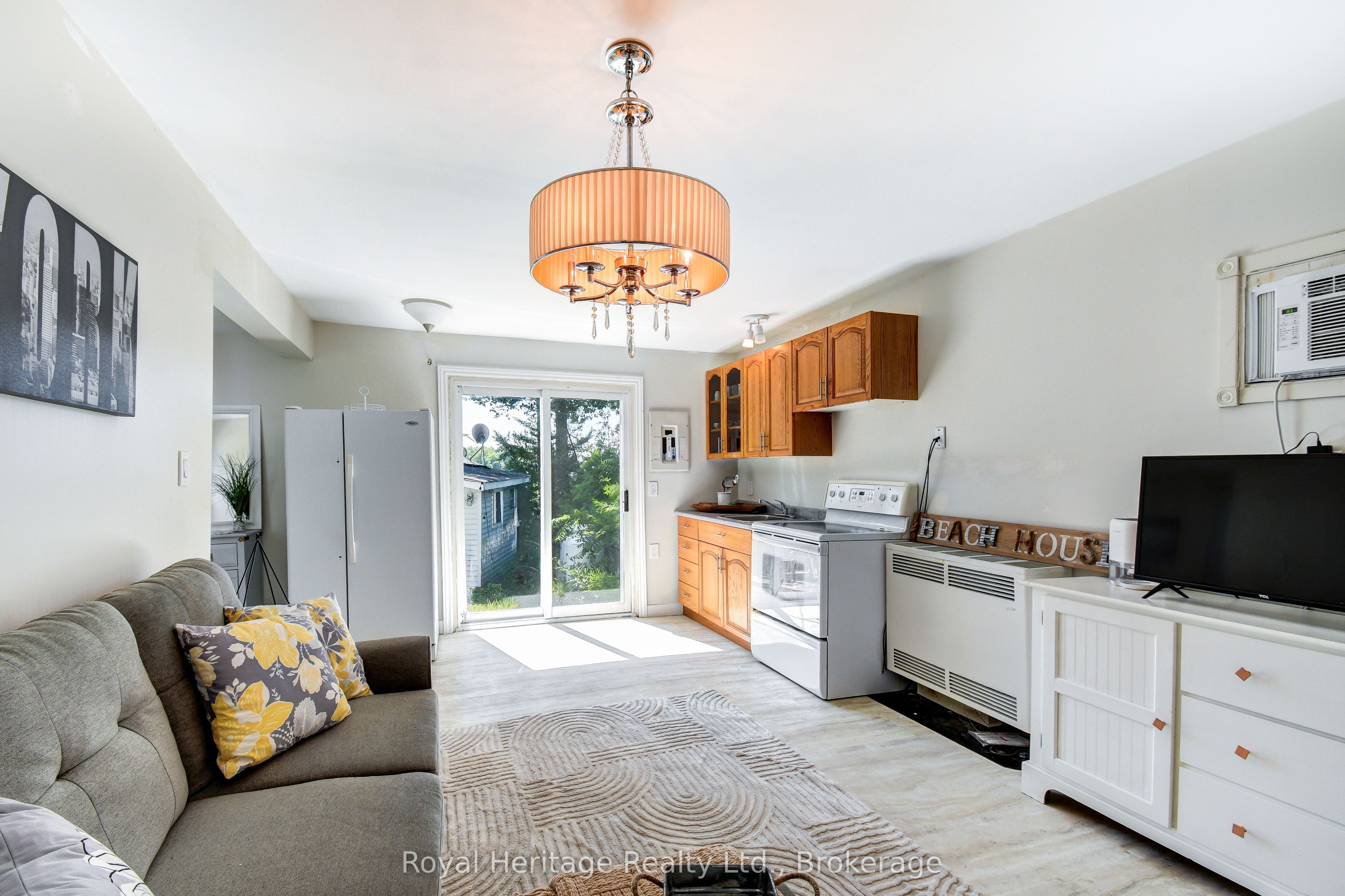 680 Round Lake Road Property Photo 25