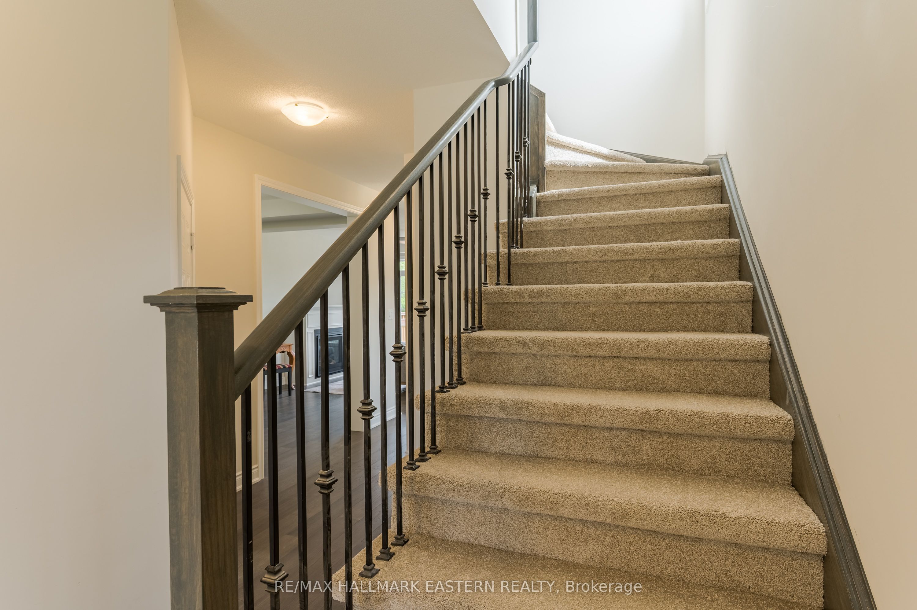 35 Coldbrook Drive Property Photo 16