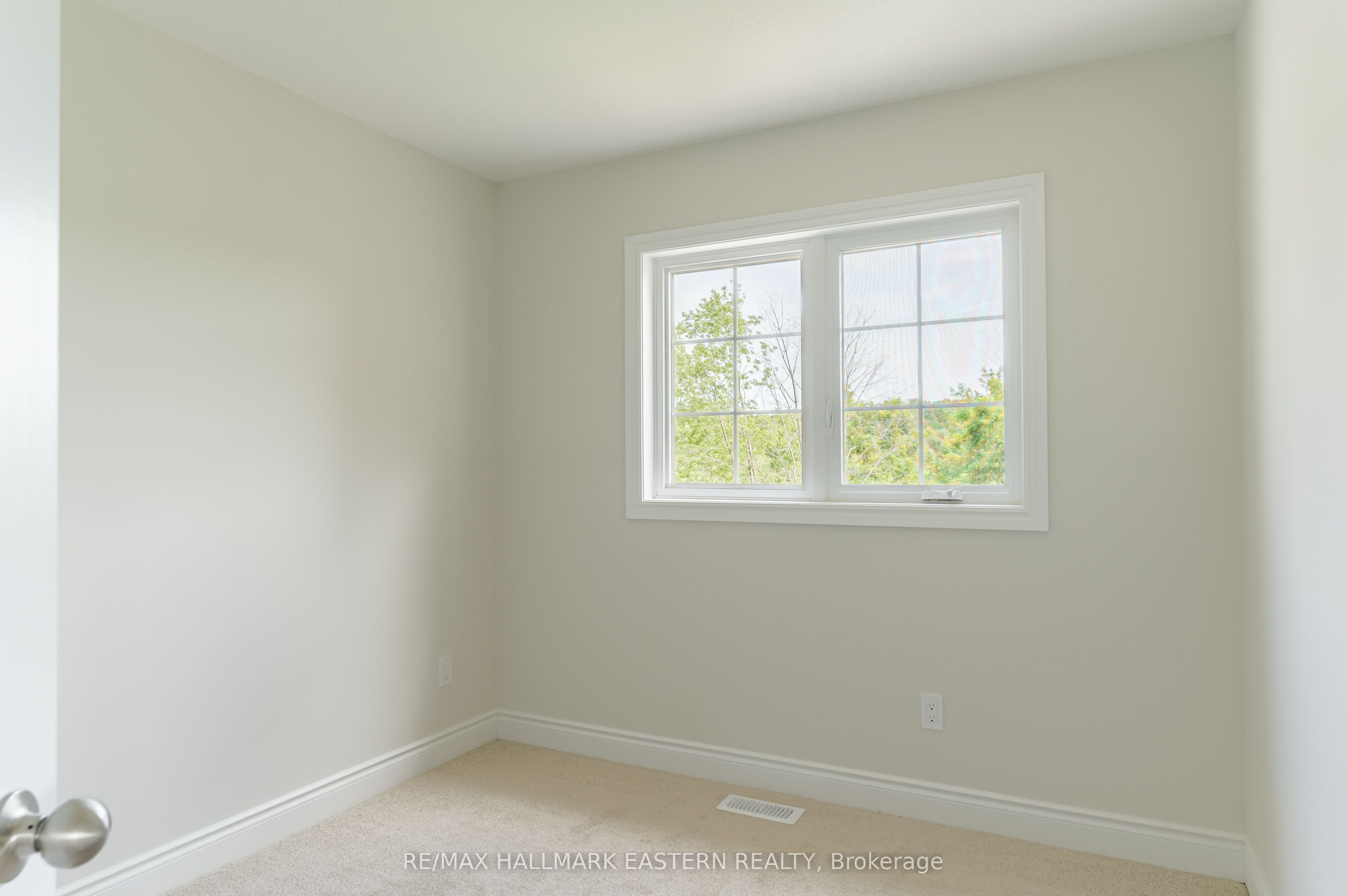 35 Coldbrook Drive Property Photo 27