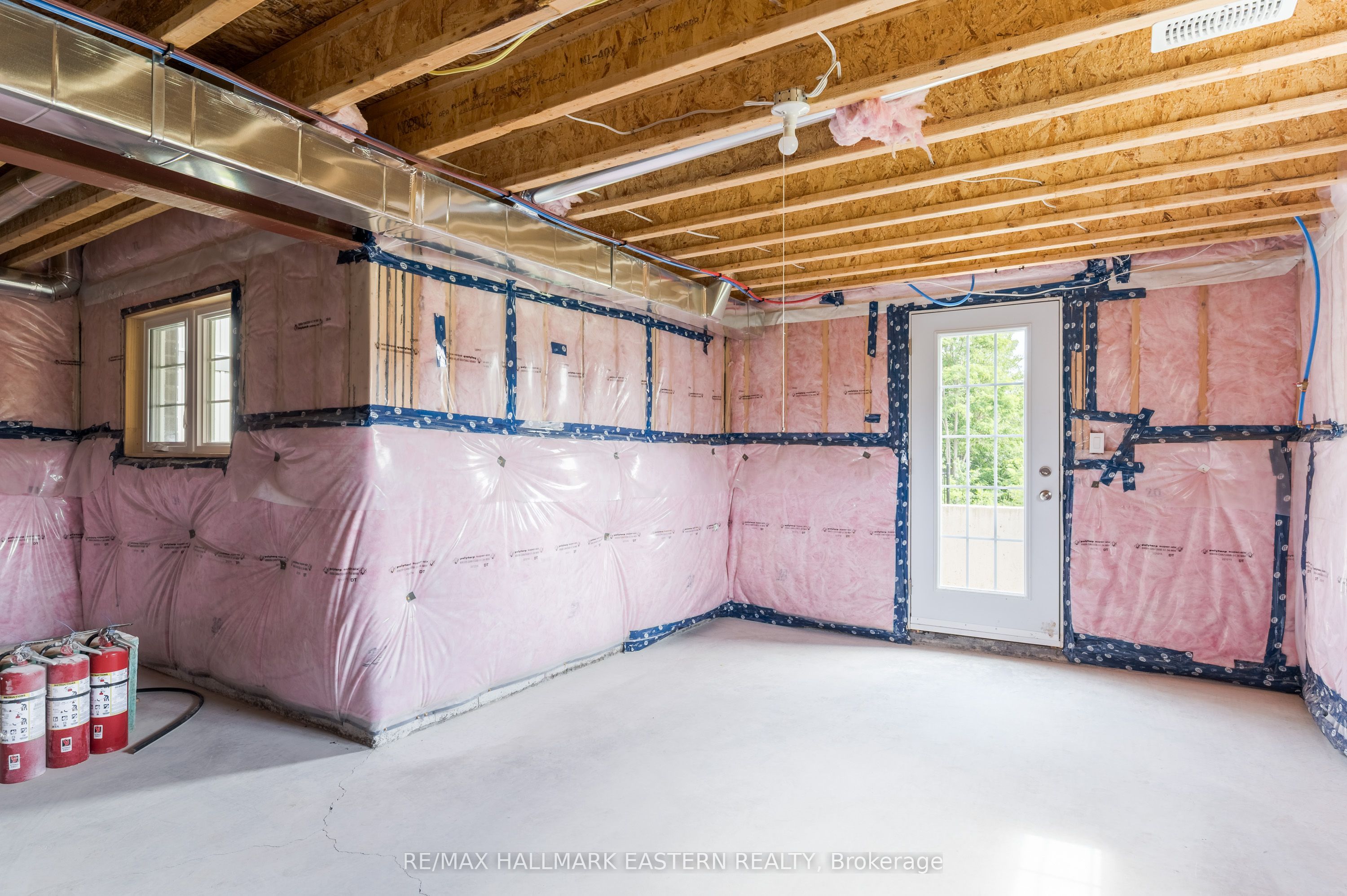 35 Coldbrook Drive Property Photo 32