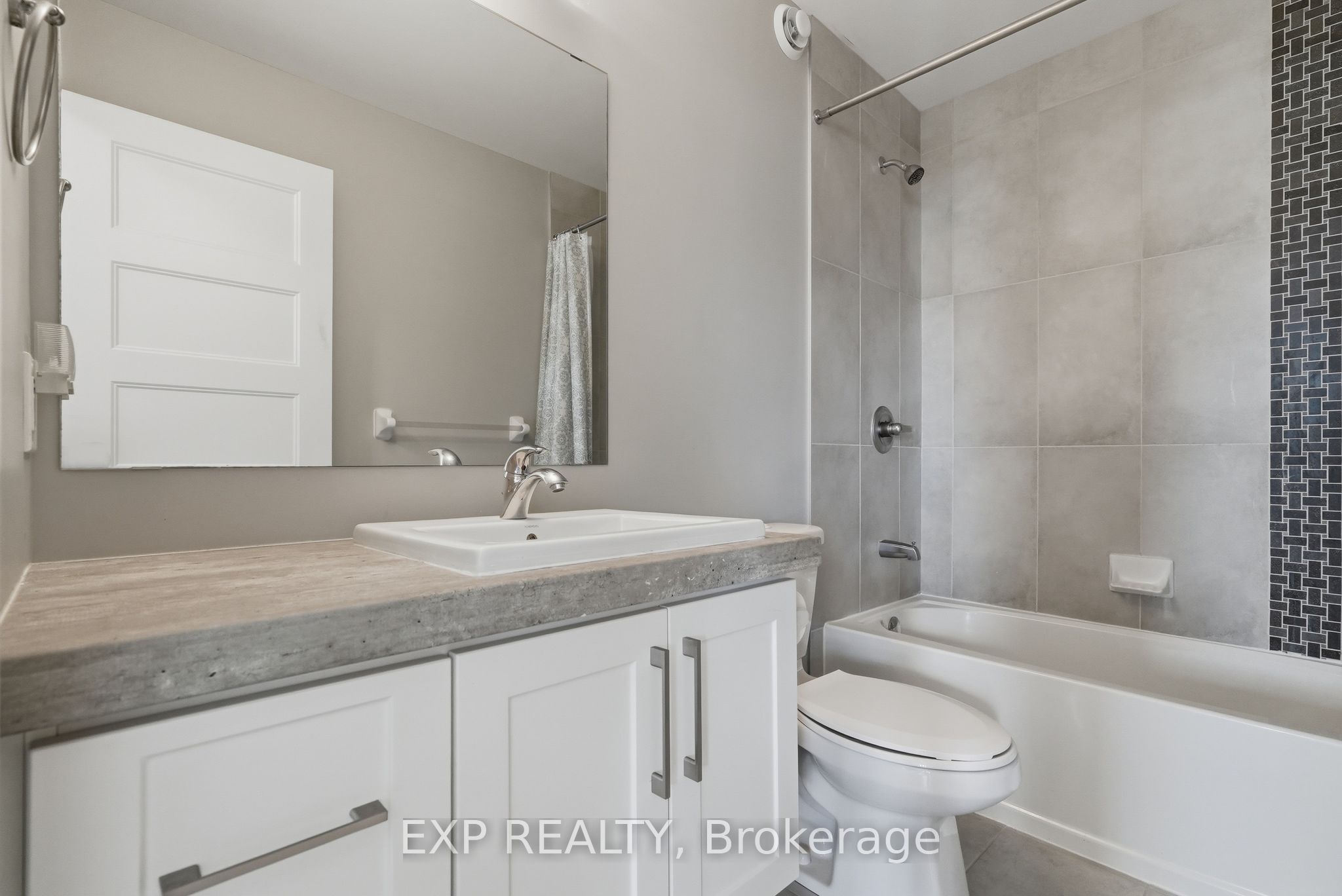 224 Capri Avenue Property Photo 34