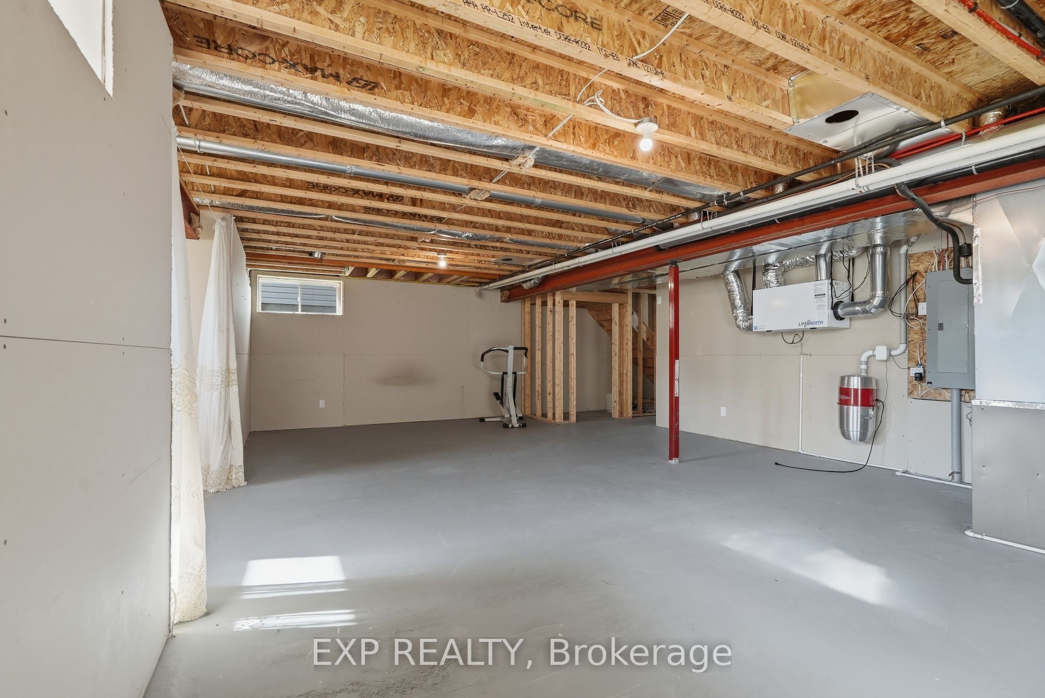224 Capri Avenue Property Photo 38