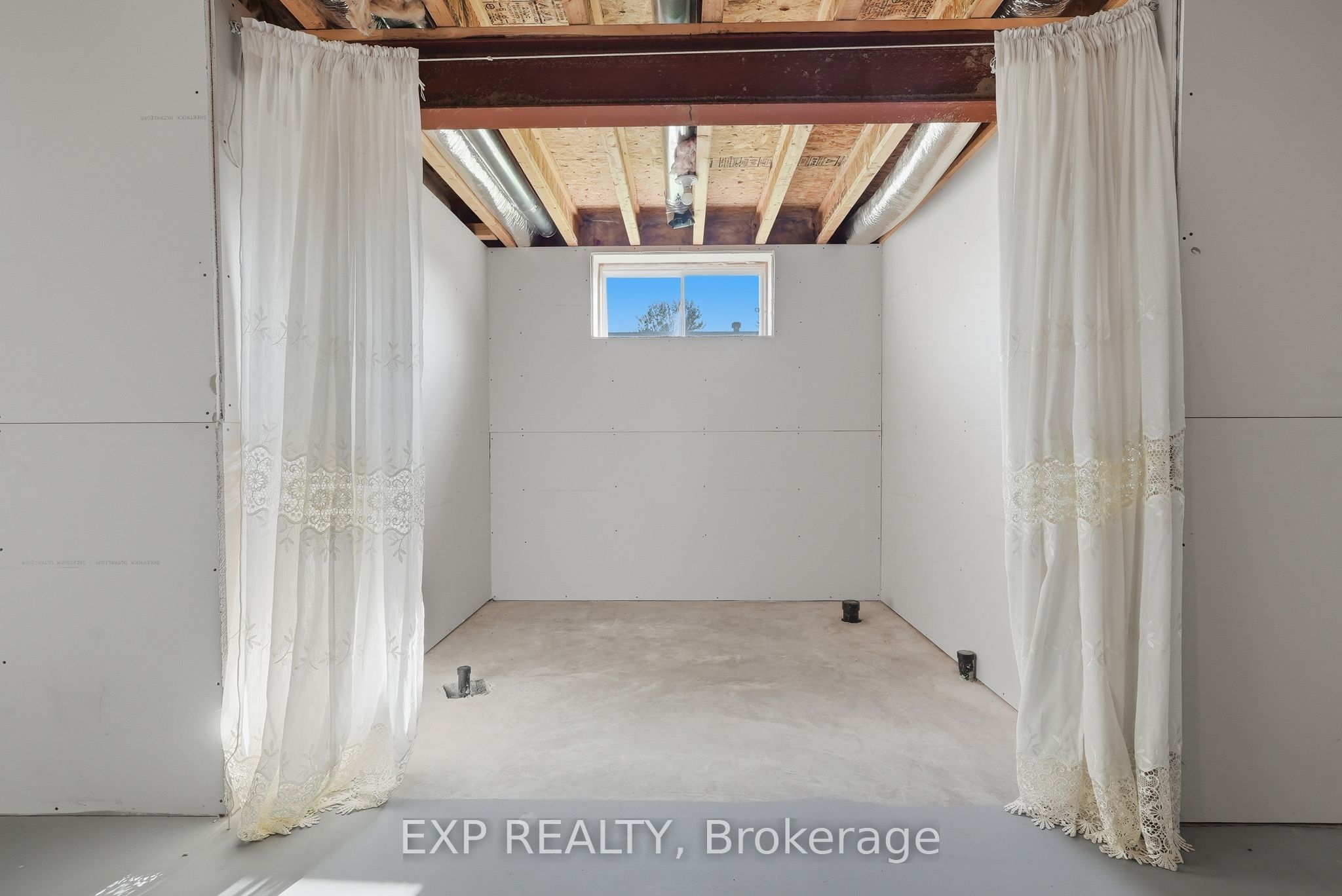 224 Capri Avenue Property Photo 39
