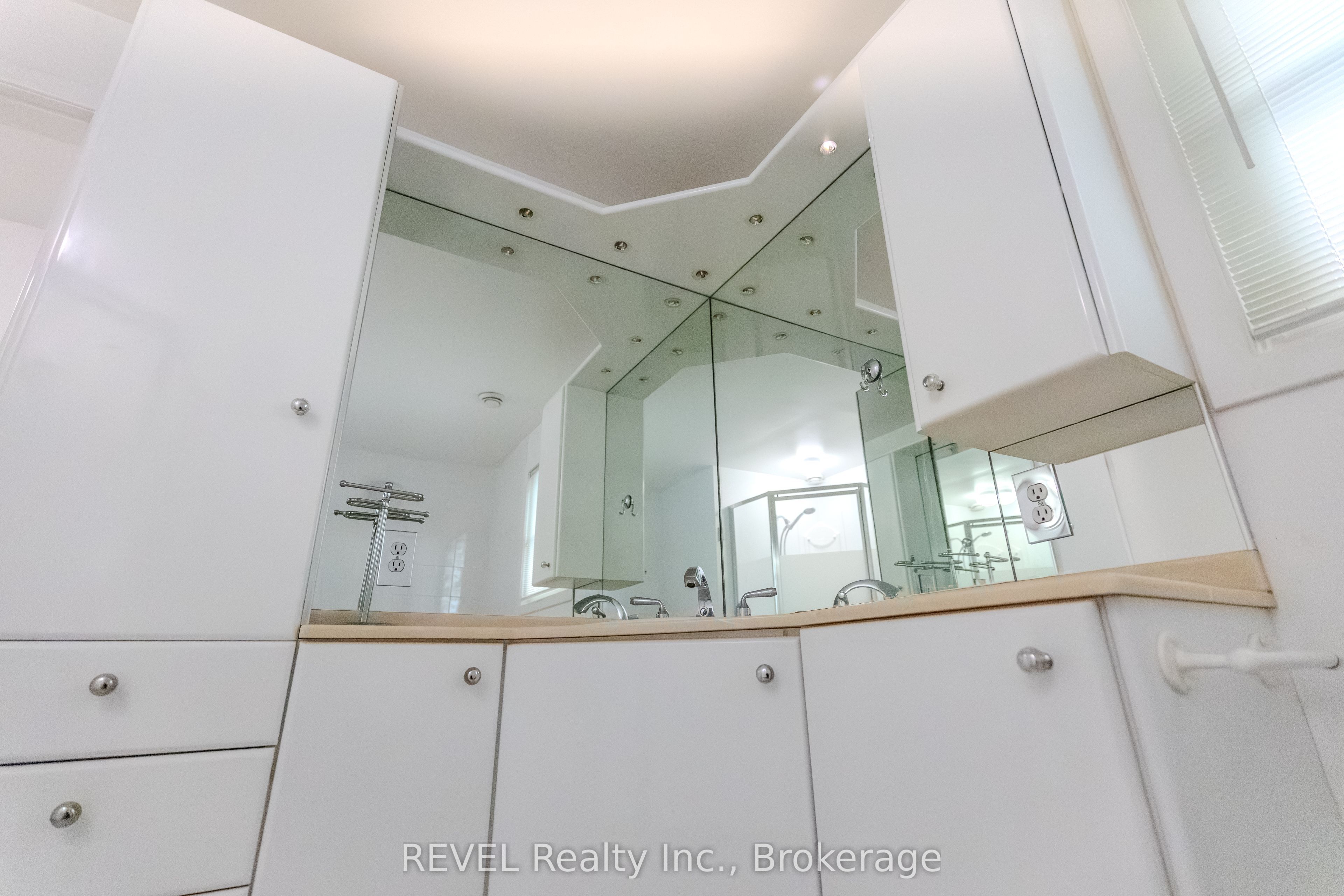 19 Woodington Crescent Property Photo 15