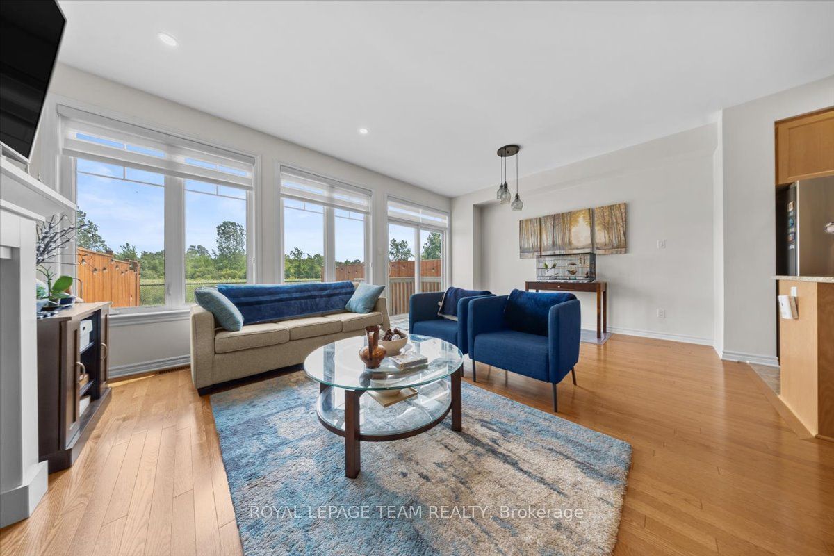 552 Jackdaw Avenue Property Photo 13