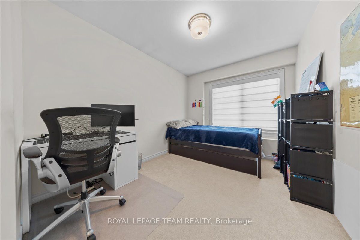 552 Jackdaw Avenue Property Photo 21