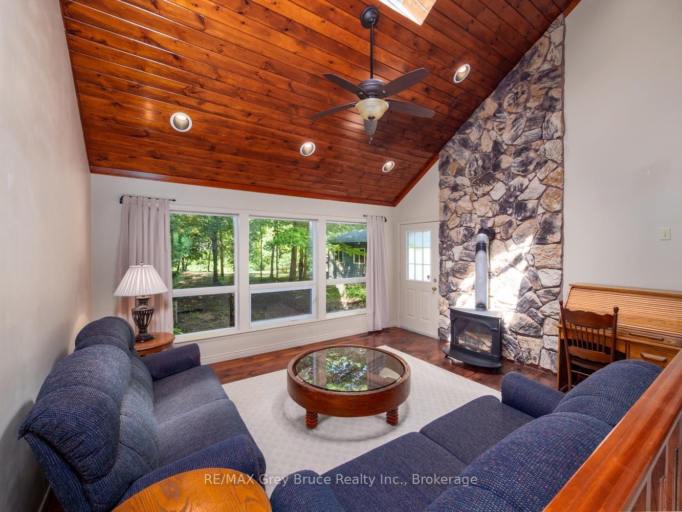 30 Riverside Place Property Photo 10