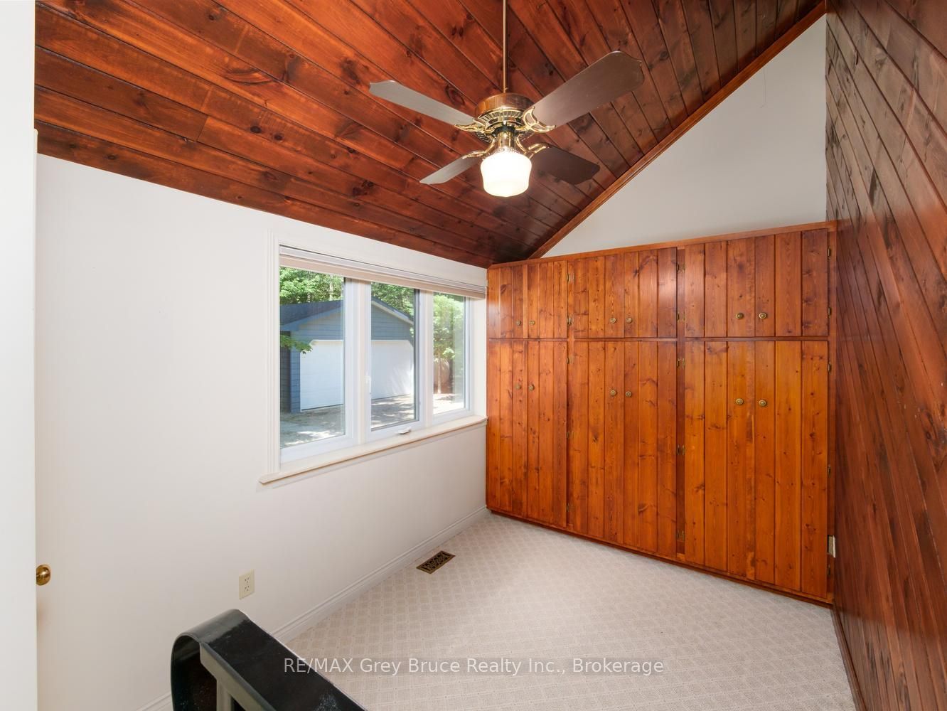 30 Riverside Place Property Photo 32