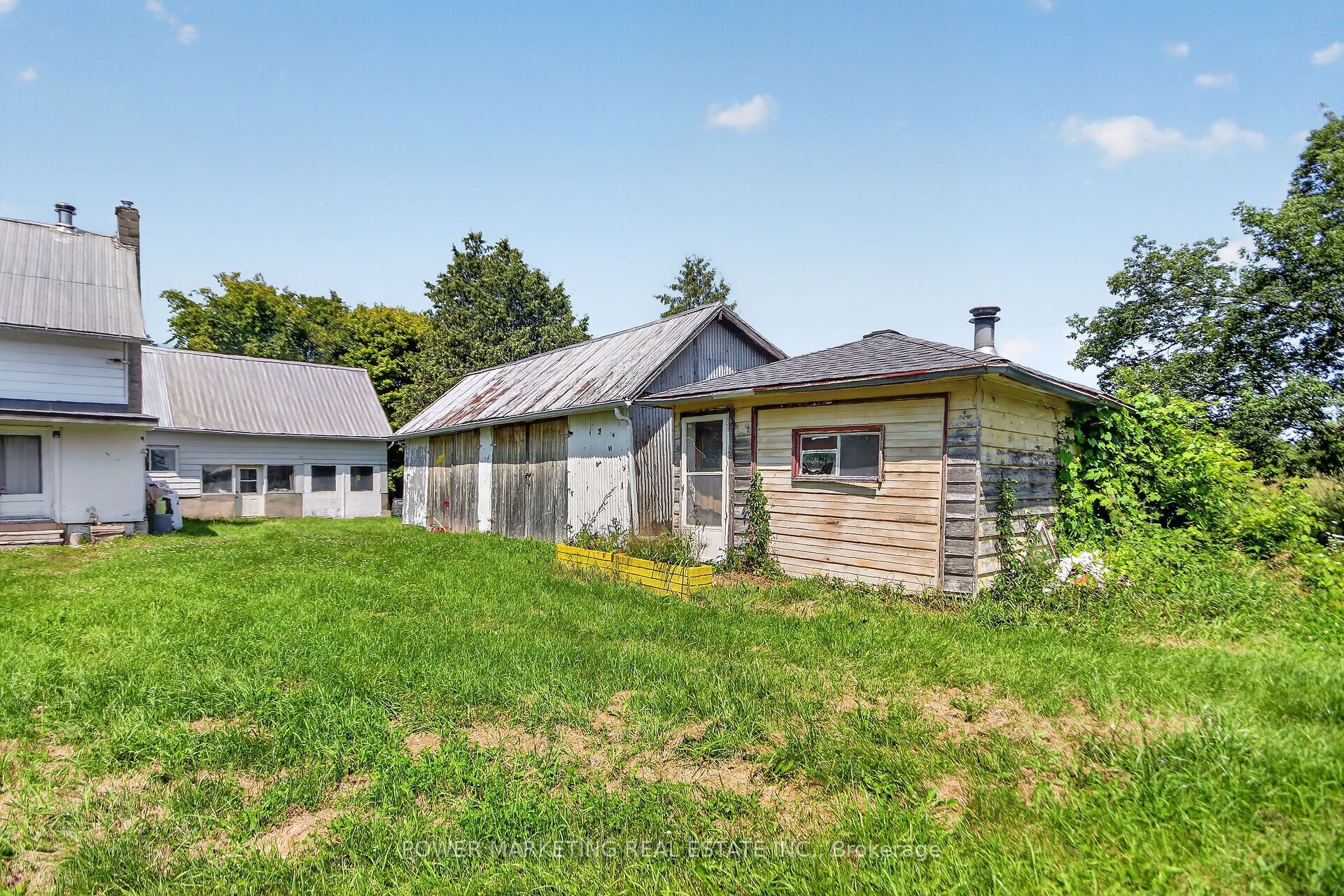 2051 Blackcreek Road Property Photo 35