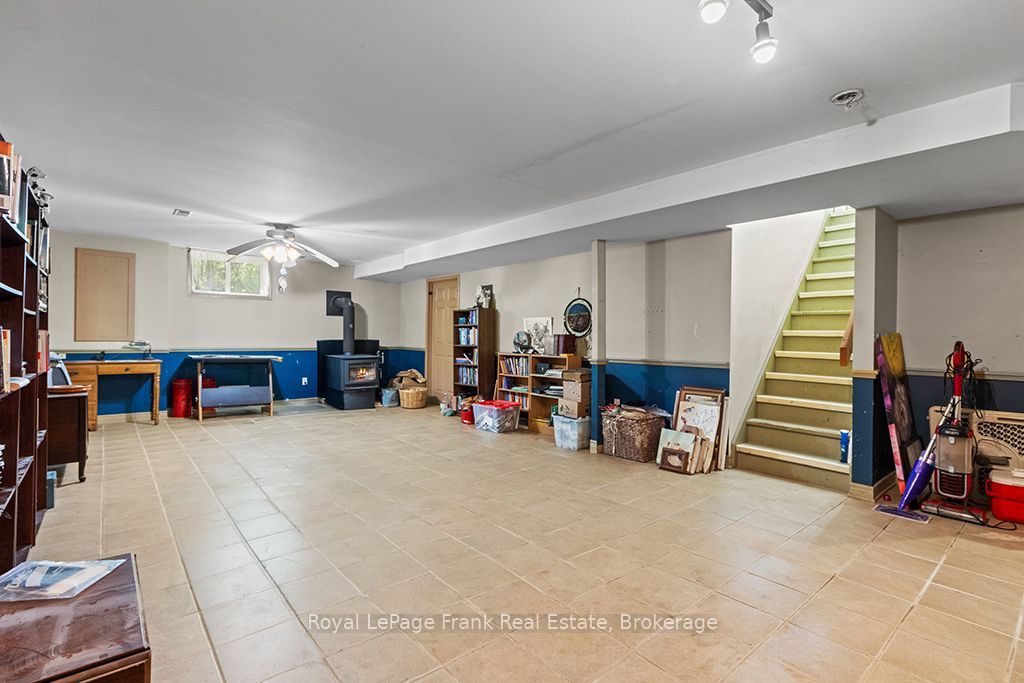 720472 20 Side Road Property Photo 26