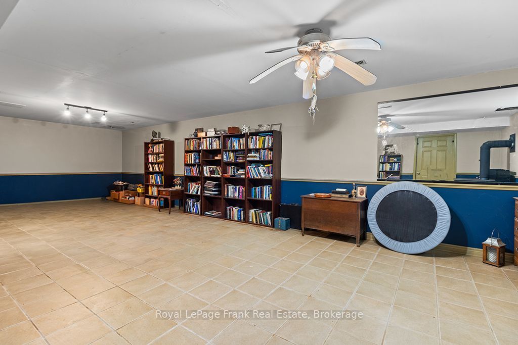 720472 20 Side Road Property Photo 27