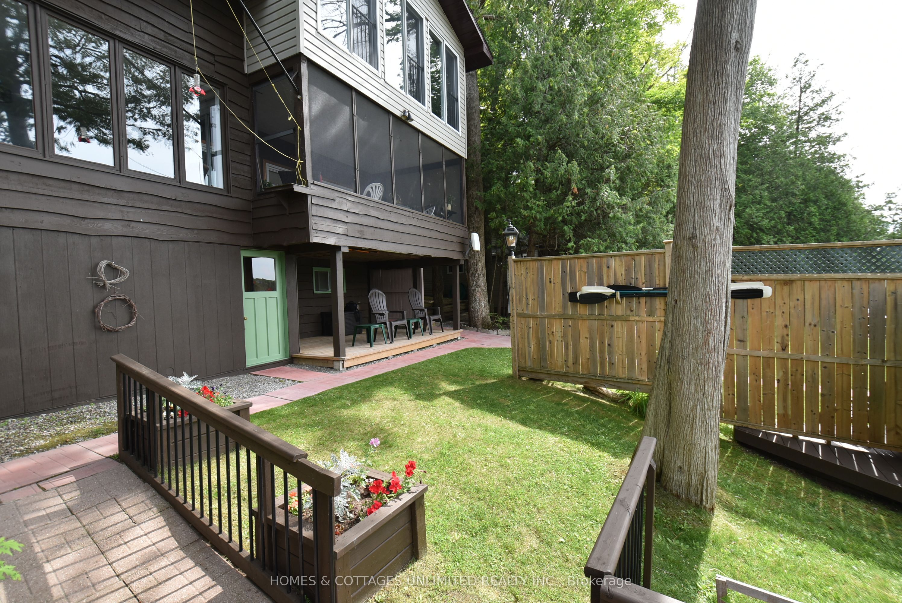1070 Young Lane Property Photo 8