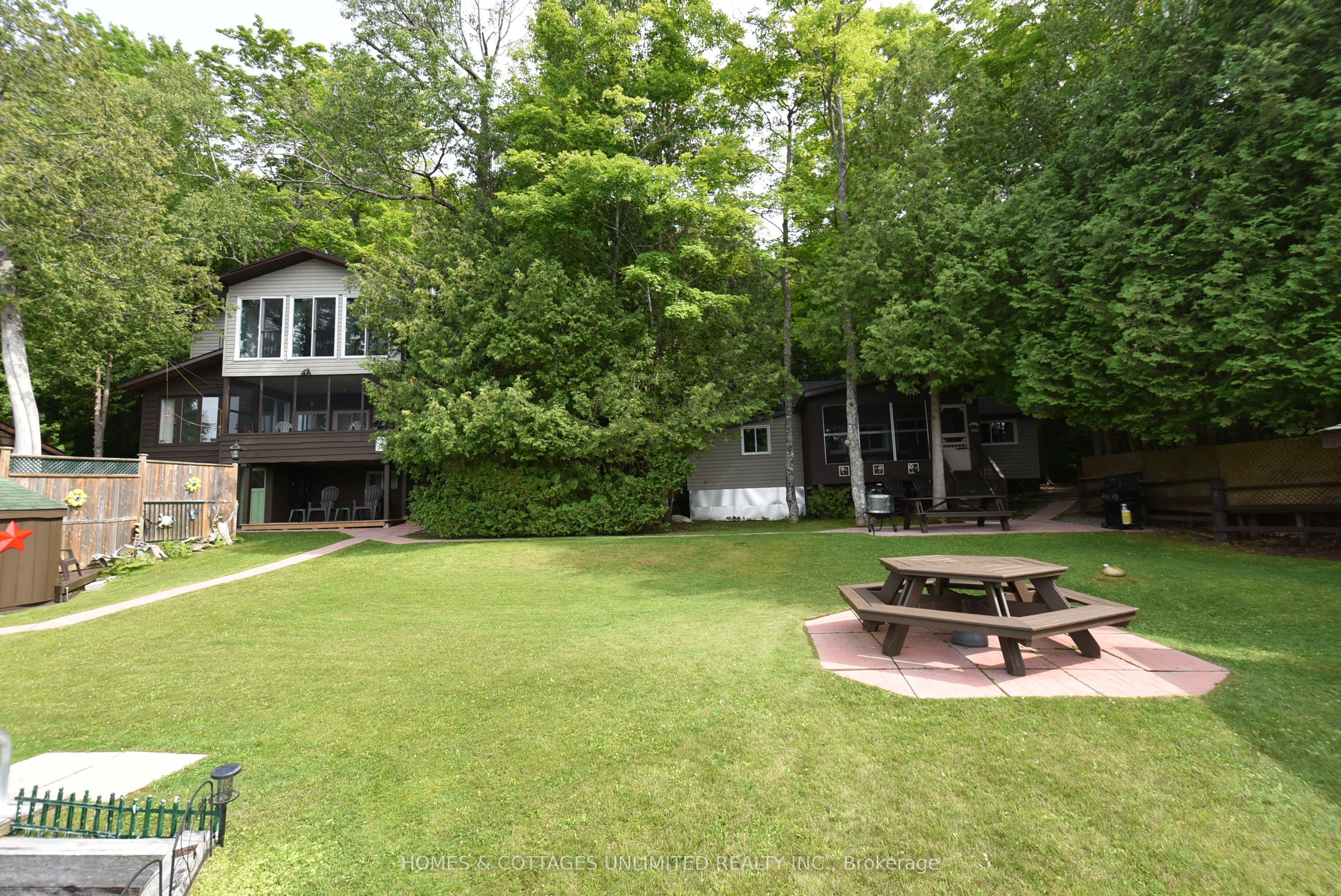 1070 Young Lane Property Photo 12
