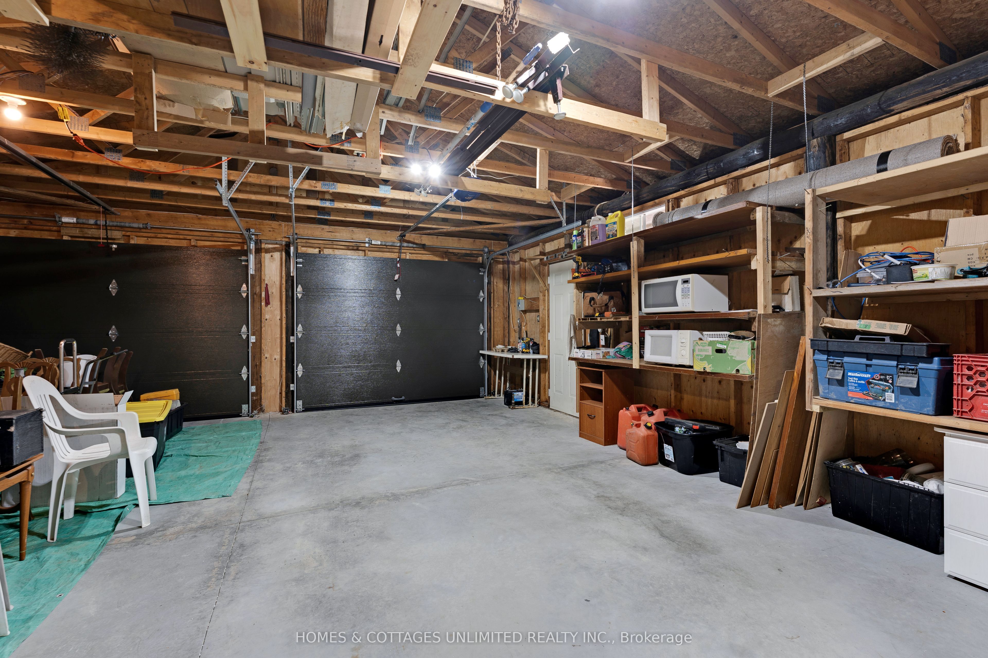 1070 Young Lane Property Photo 16