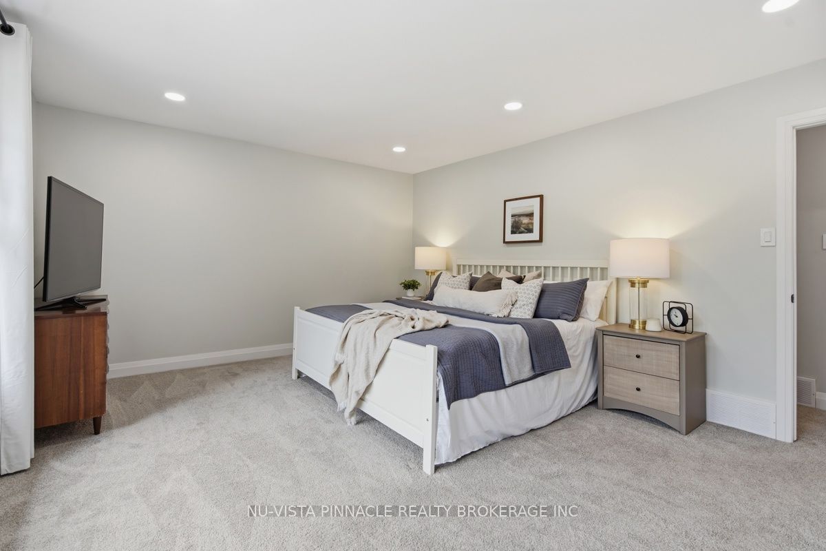 59 Kinnear Crescent Property Photo 24