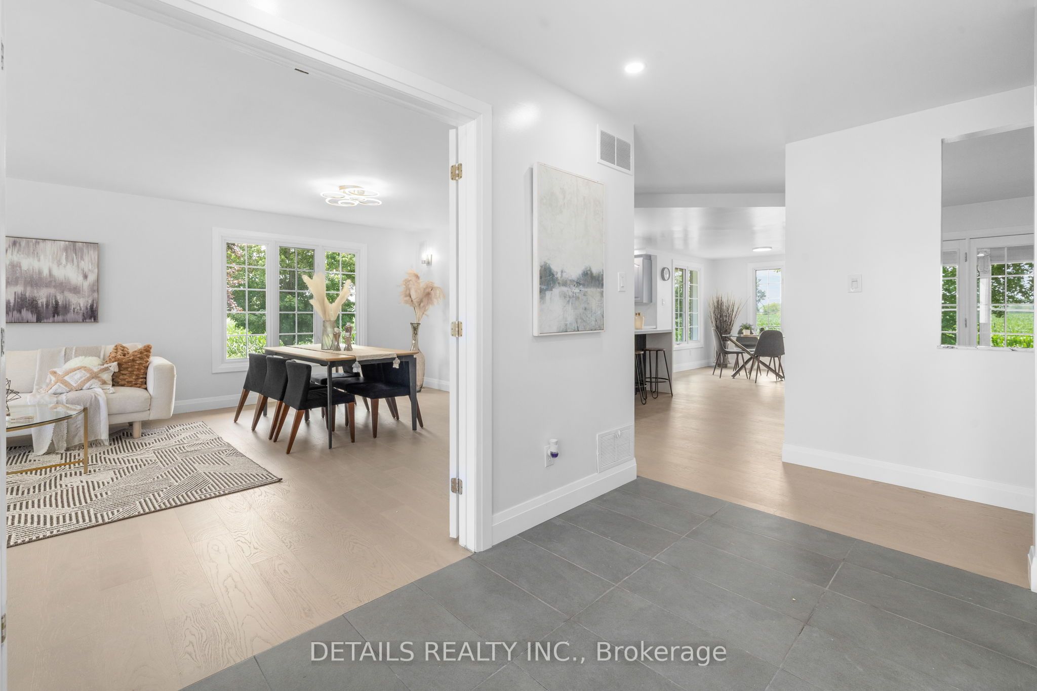6408 Fourth Line Road Property Photo 4