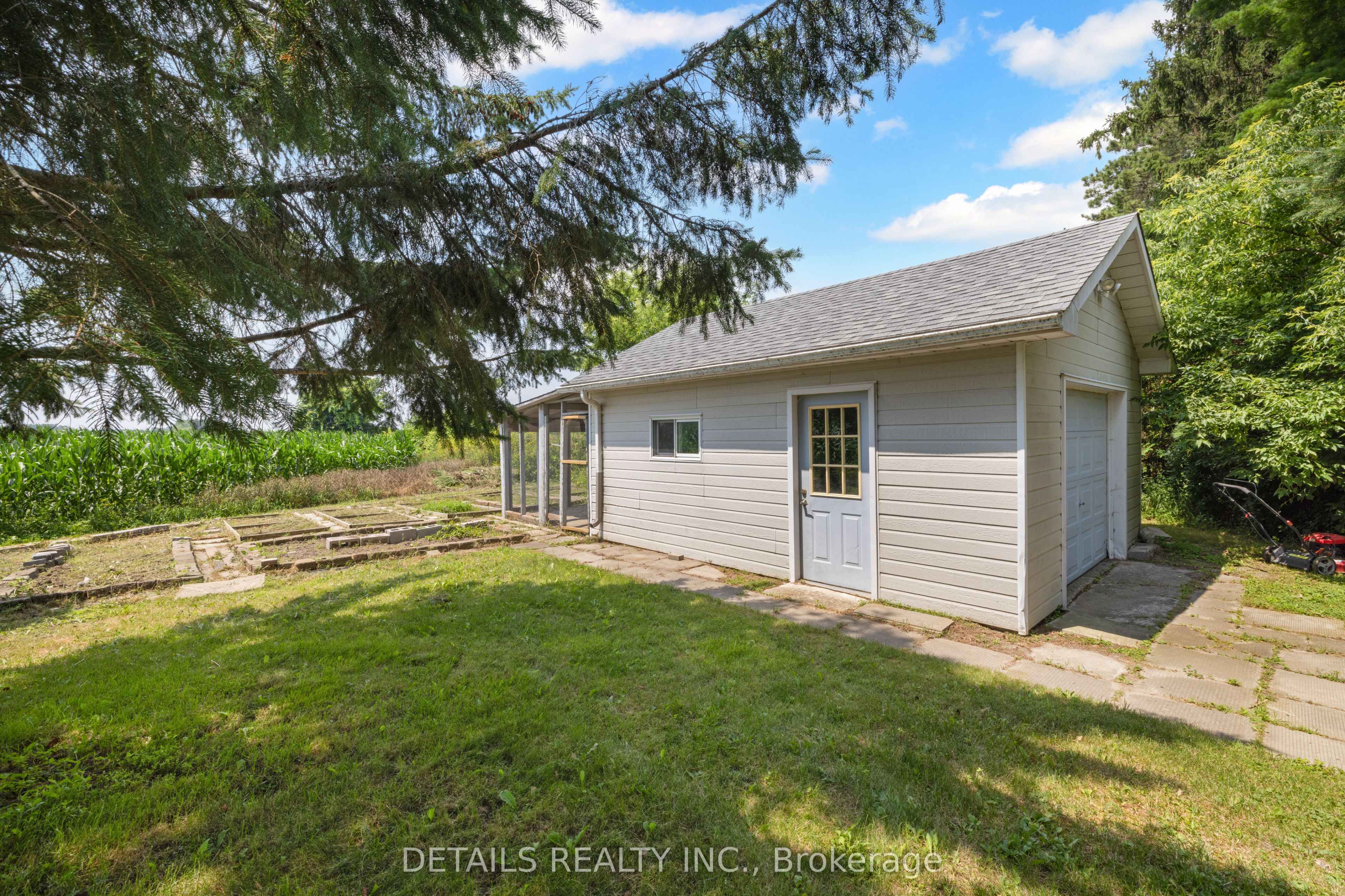 6408 Fourth Line Road Property Photo 49
