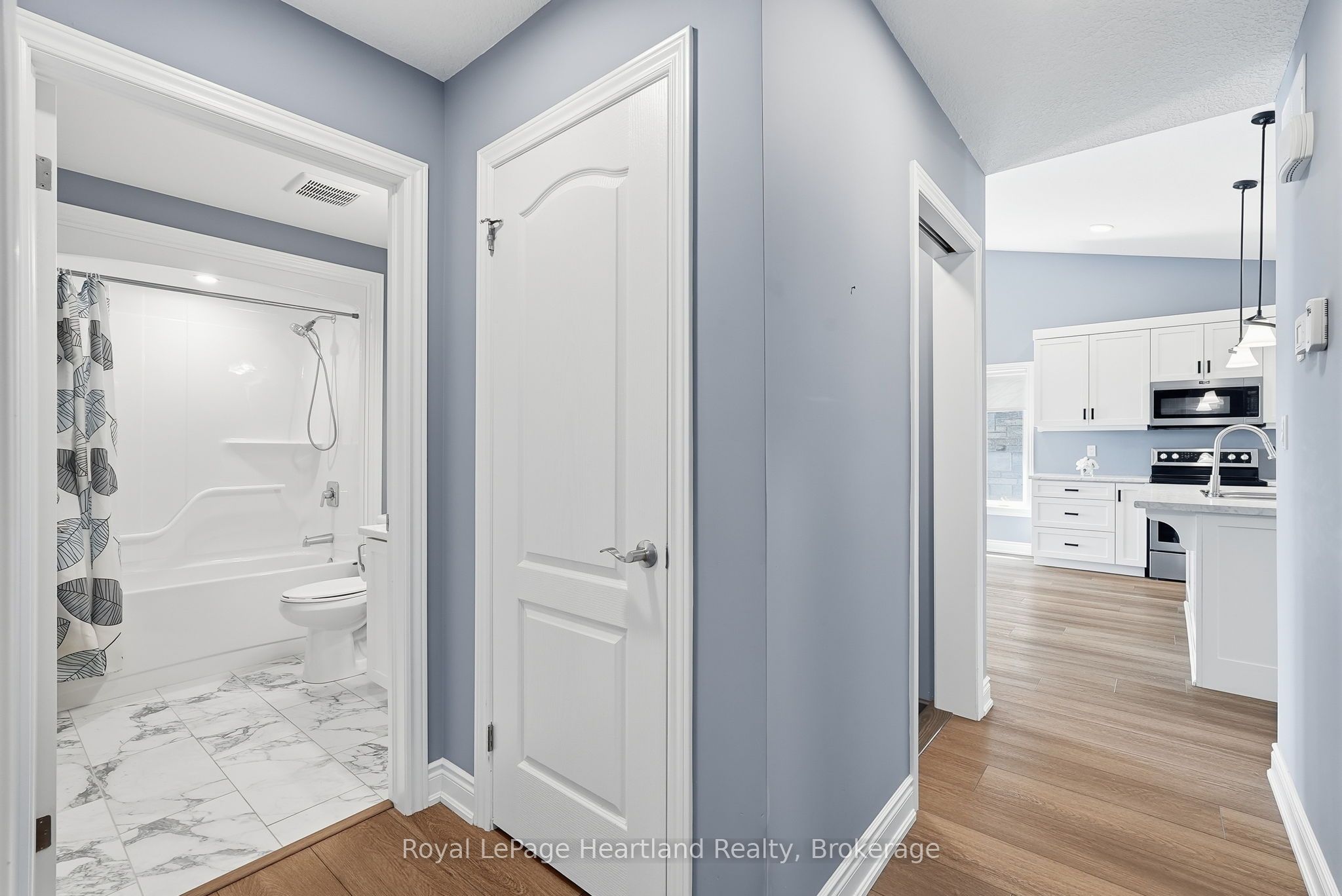 10 Minto Street S Property Photo 14