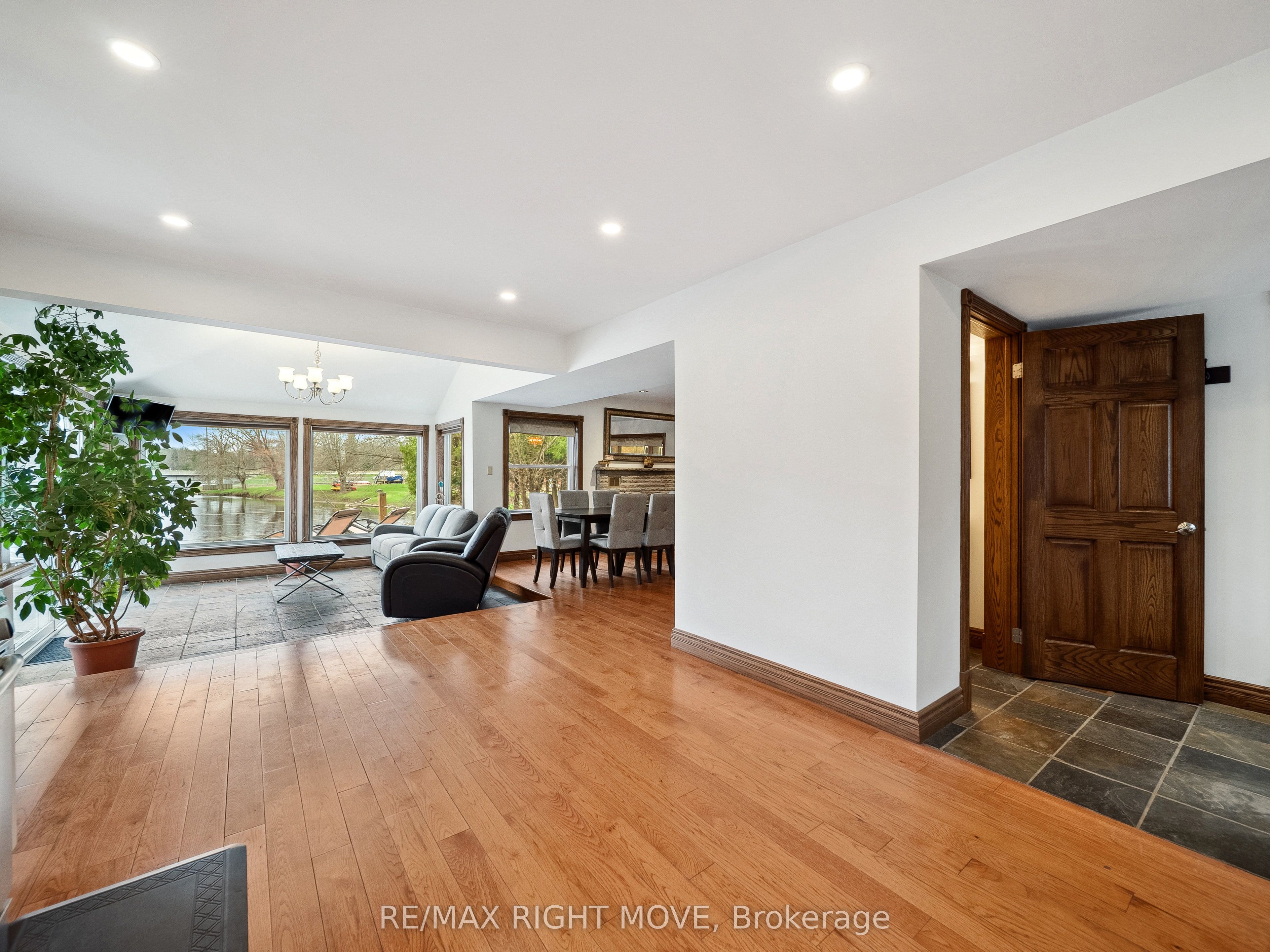 1012 Cowbell Lane Property Photo 10