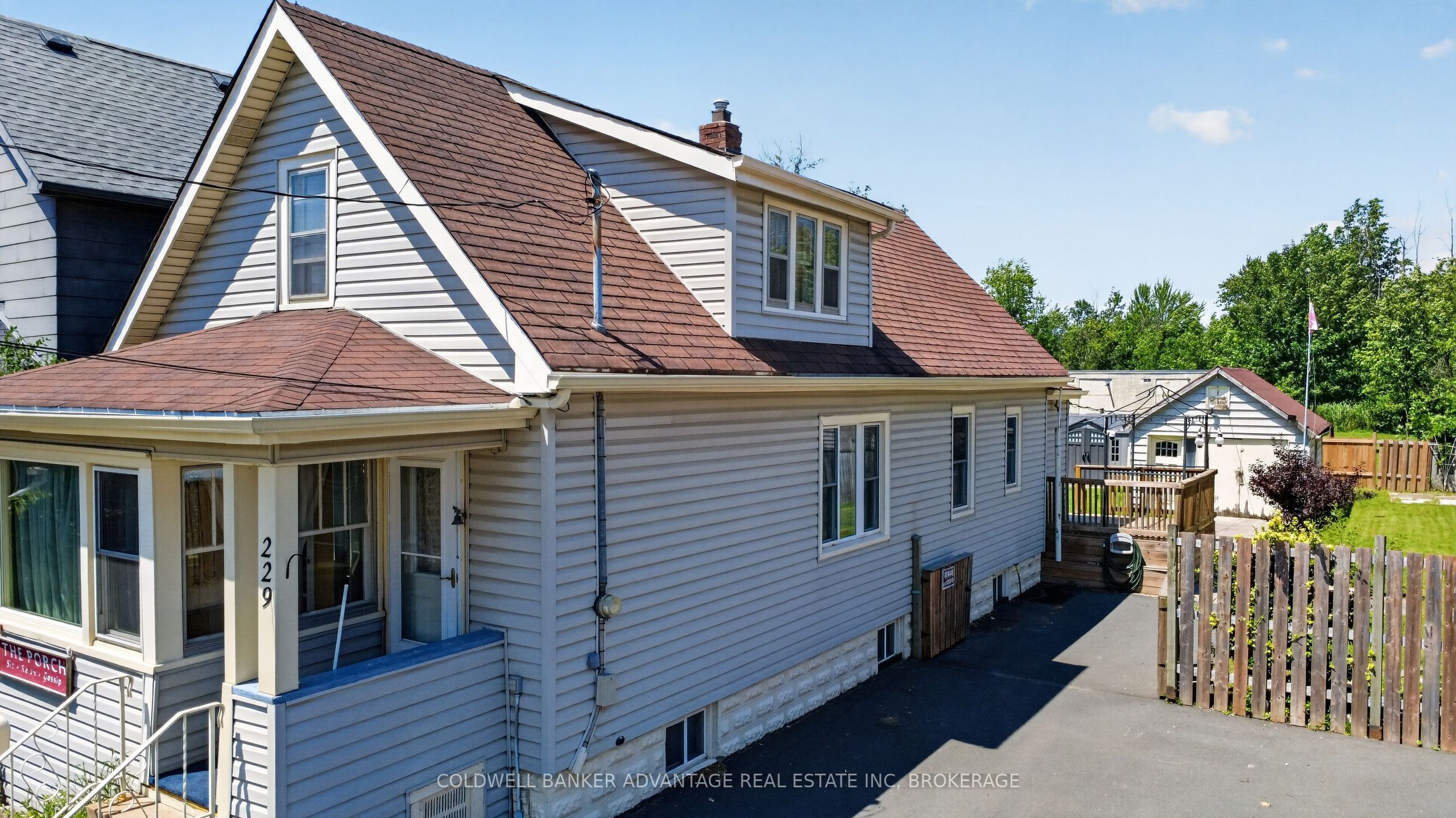 229 Broadway Avenue Property Photo 1
