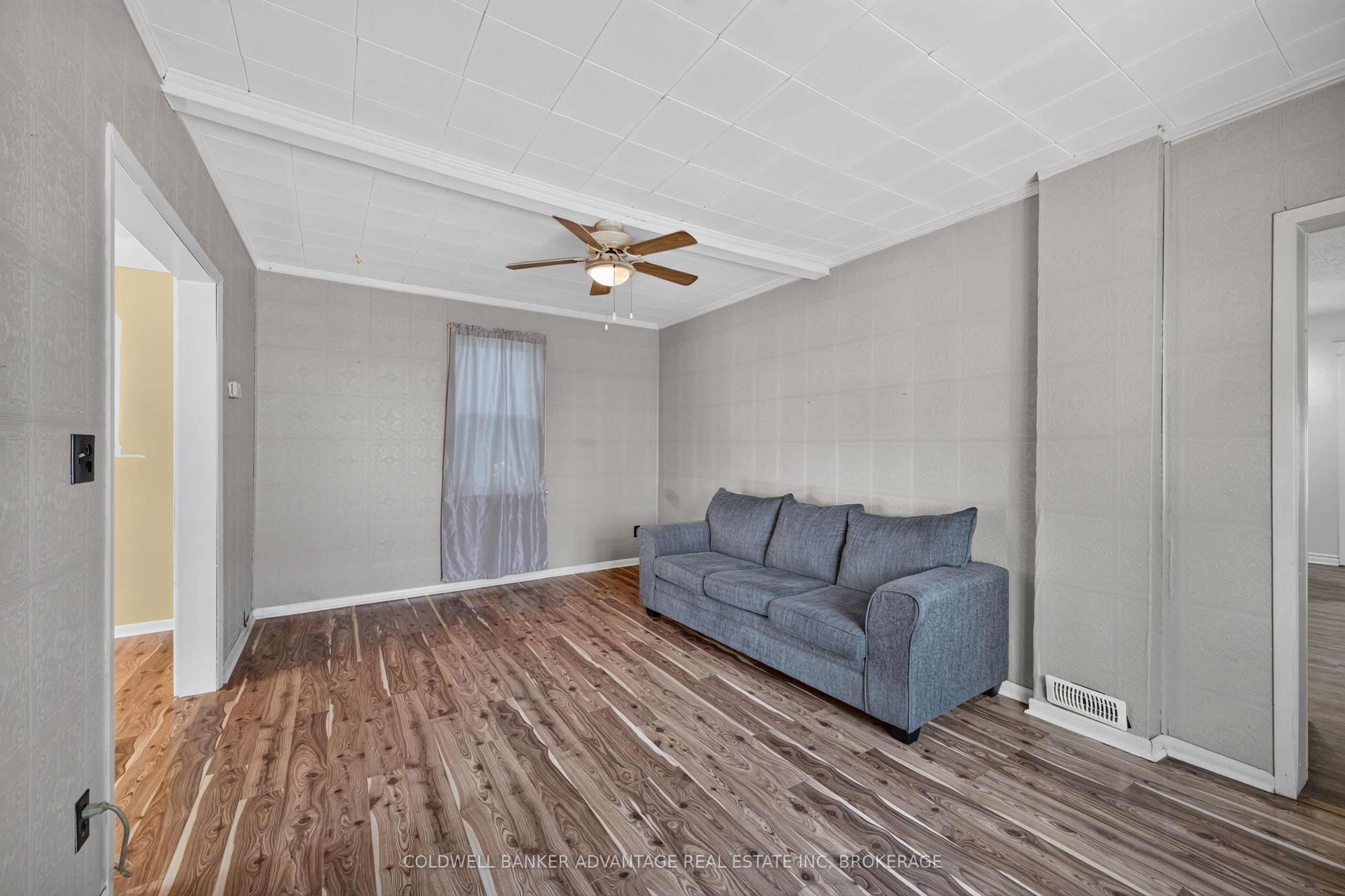 229 Broadway Avenue Property Photo 6
