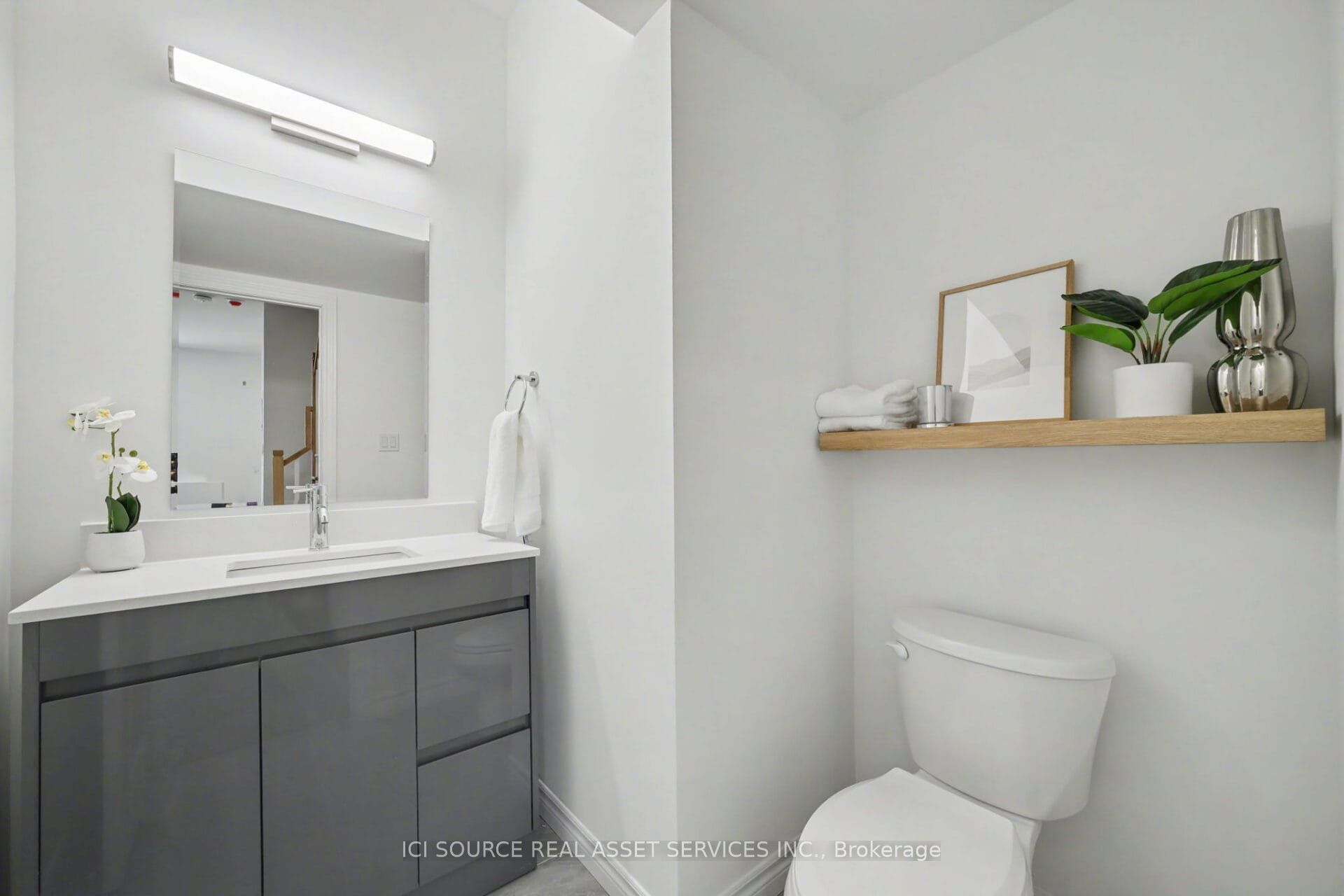 2 Slessor Boulevard 10 Property Photo 9