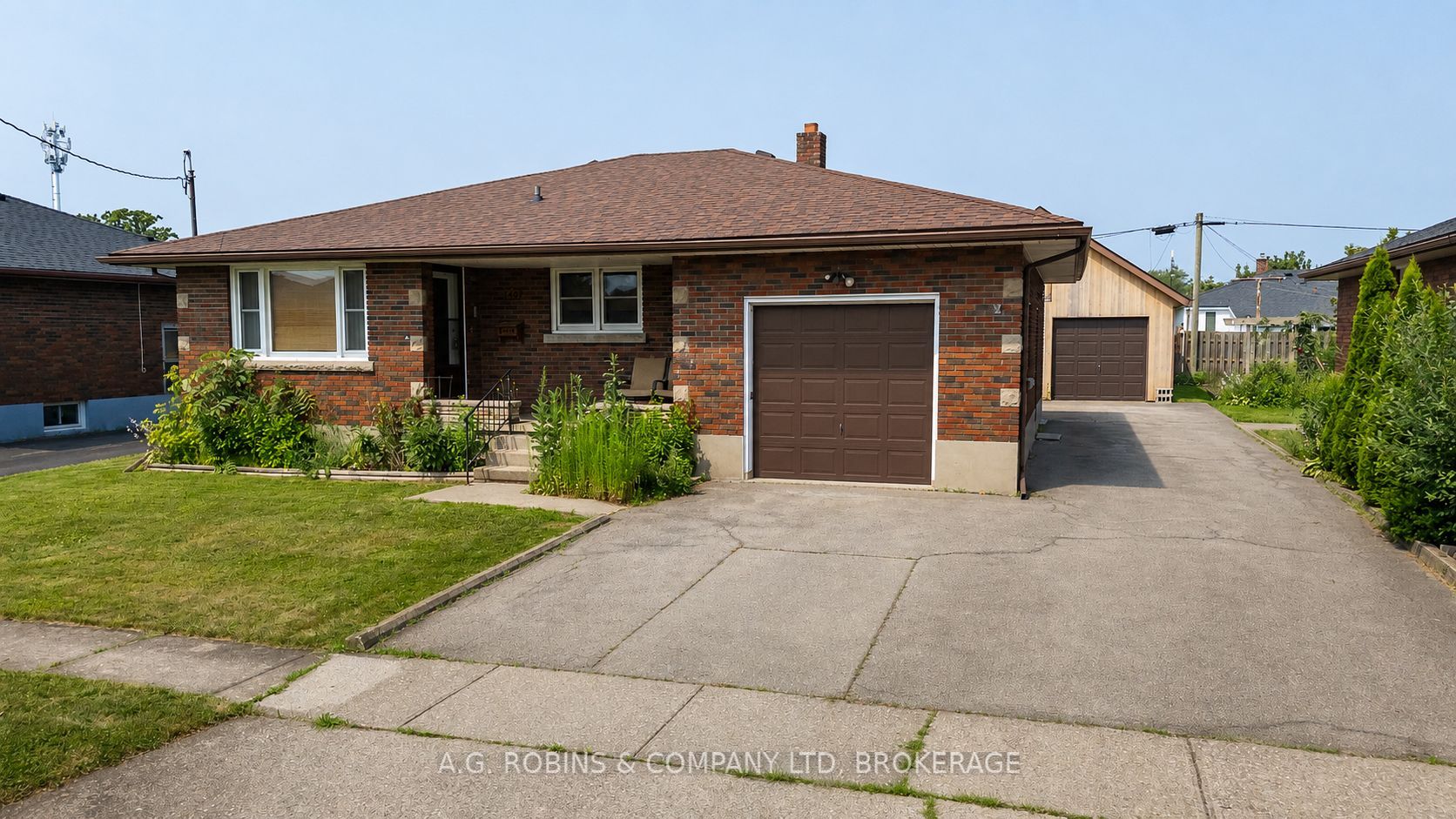 140 Classic Avenue Property Photo 1