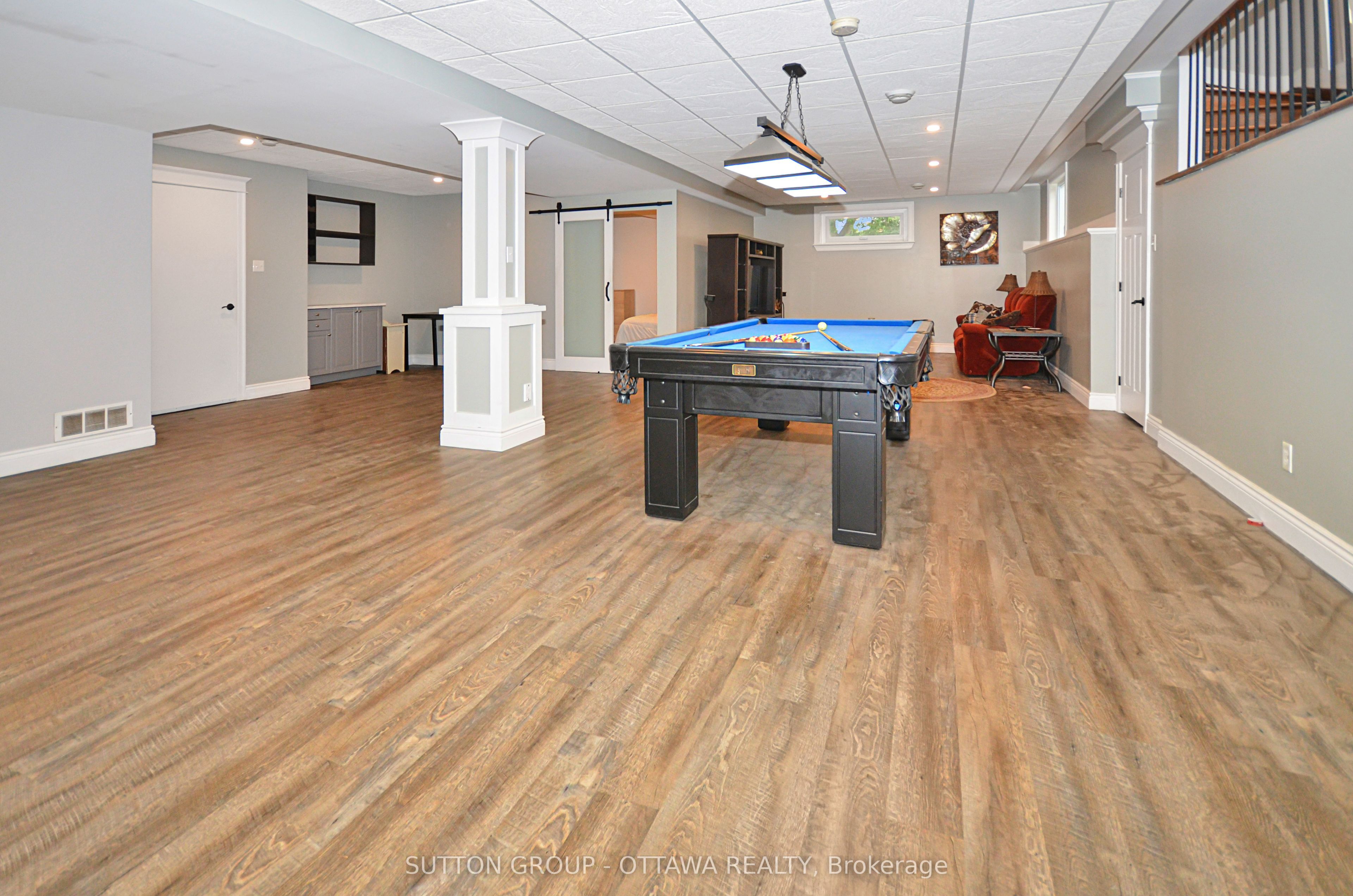 588 Russell Road Property Photo 16