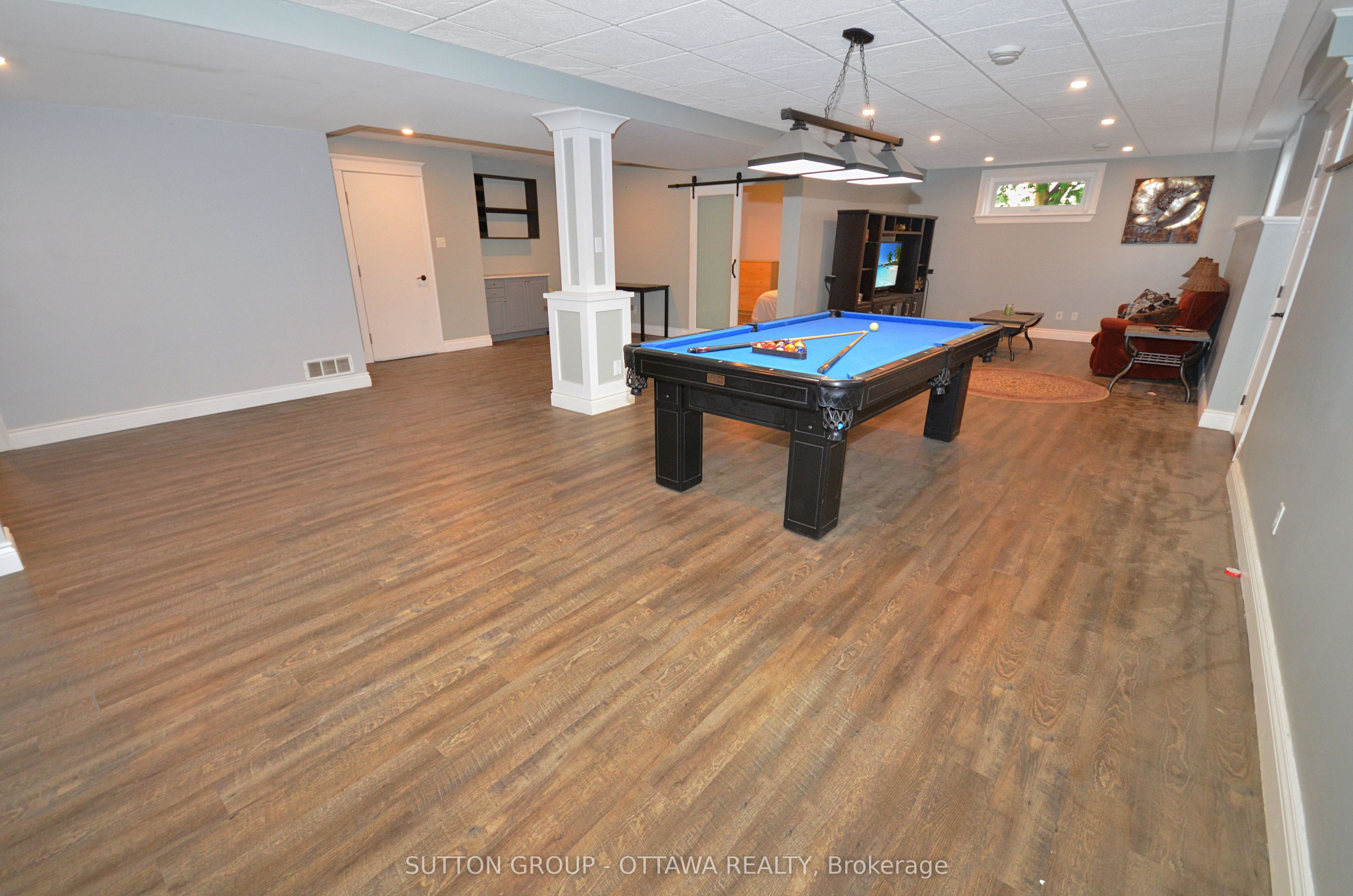 588 Russell Road Property Photo 21