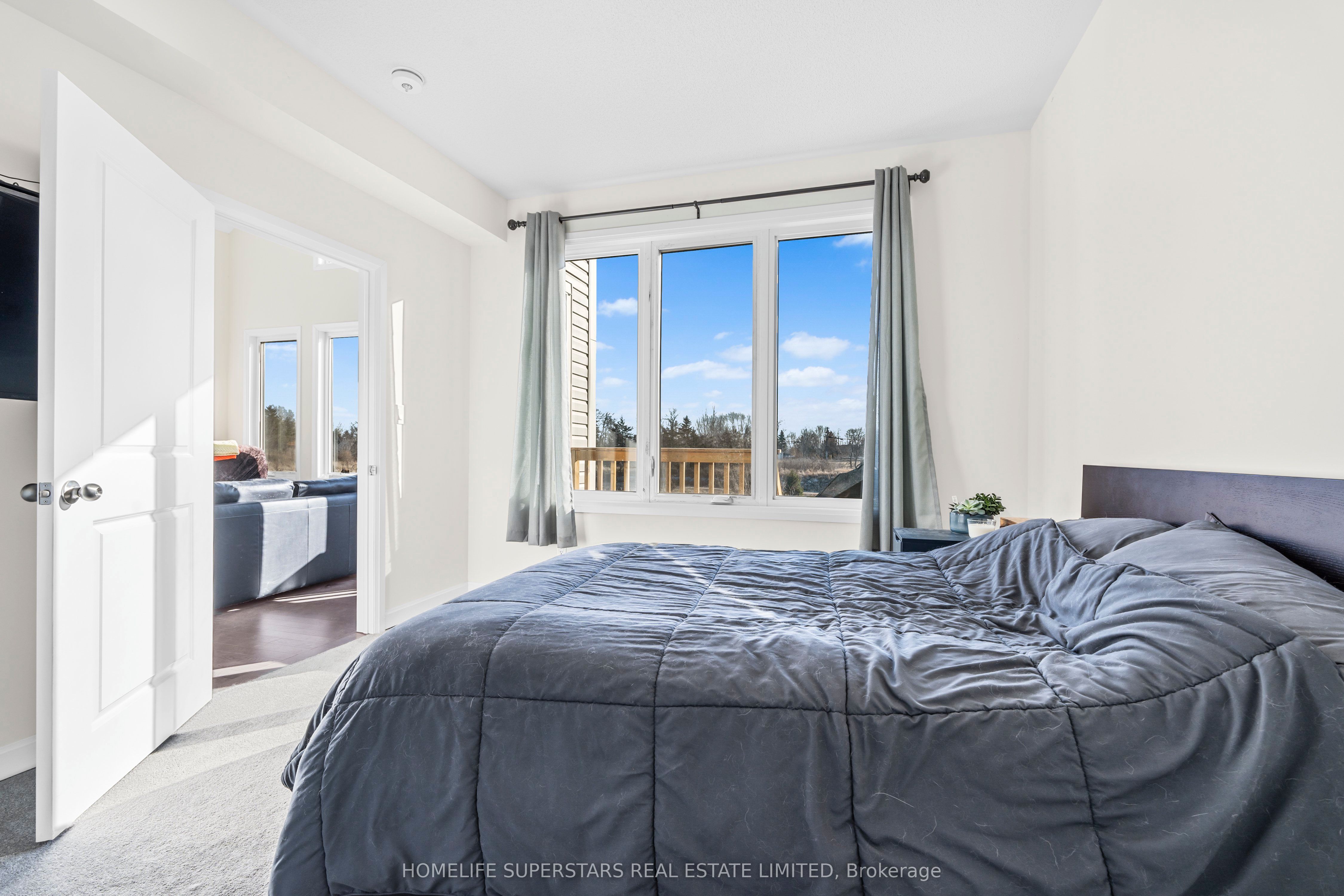 18 Oakmont Drive Property Photo 15