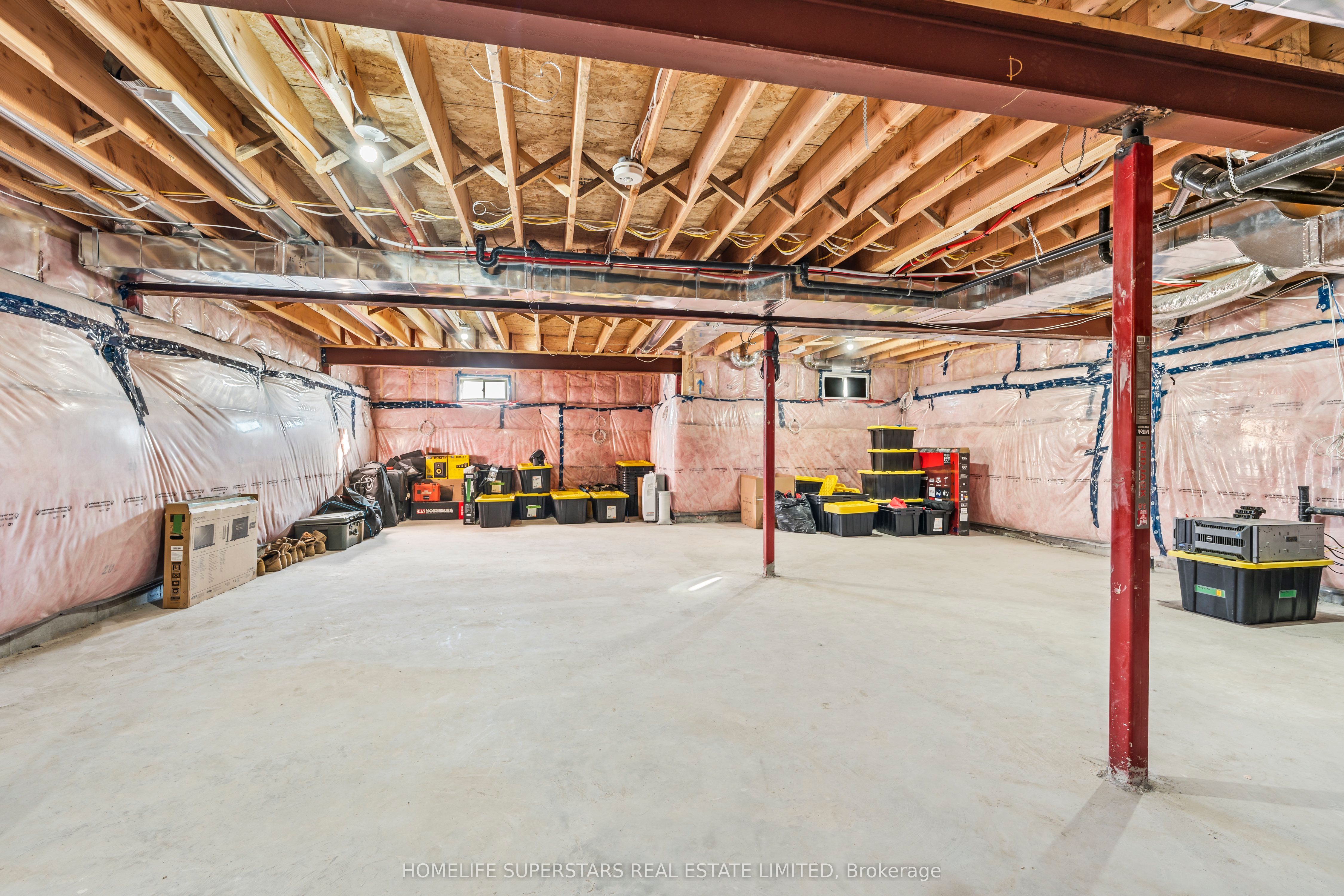 18 Oakmont Drive Property Photo 24