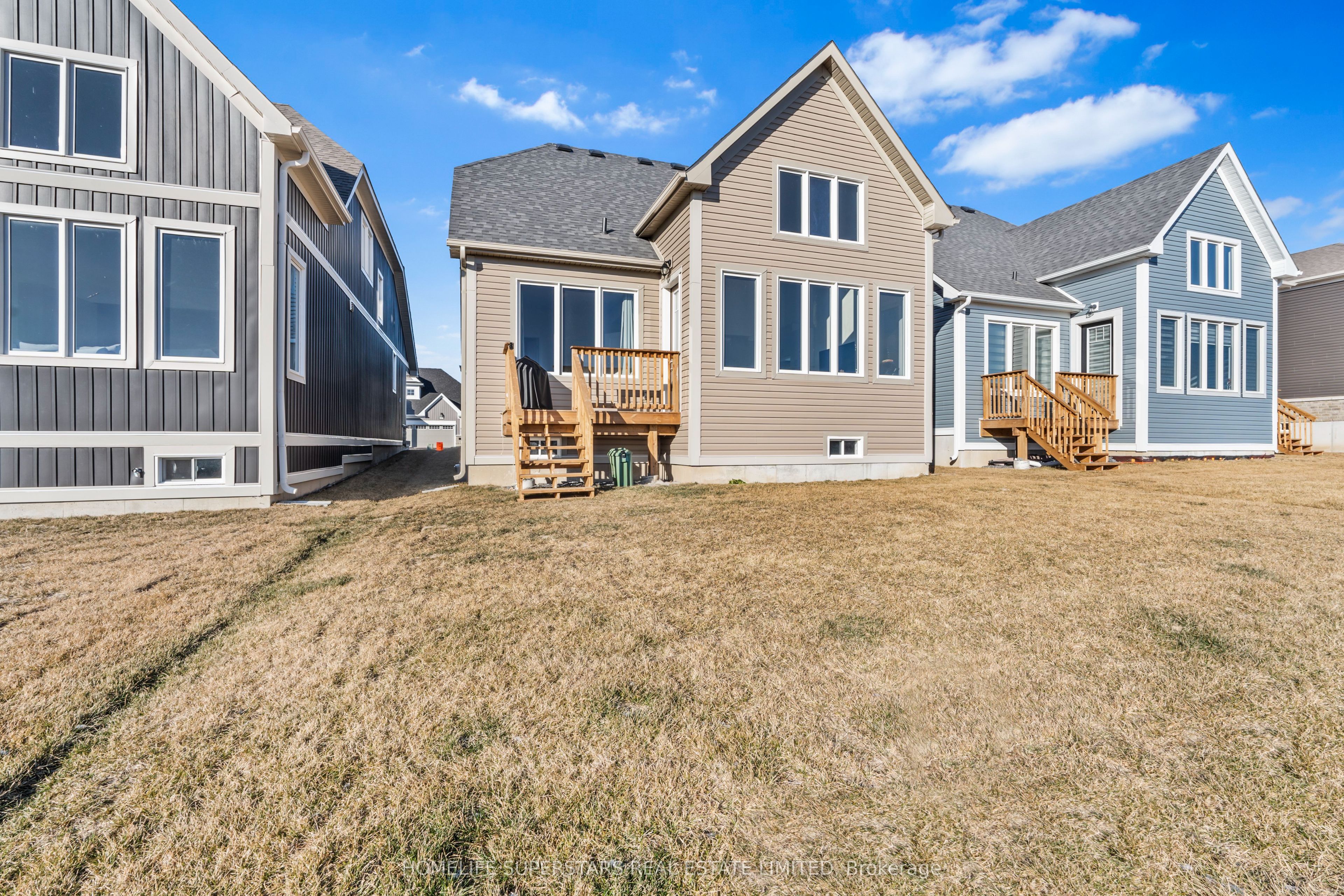 18 Oakmont Drive Property Photo 27