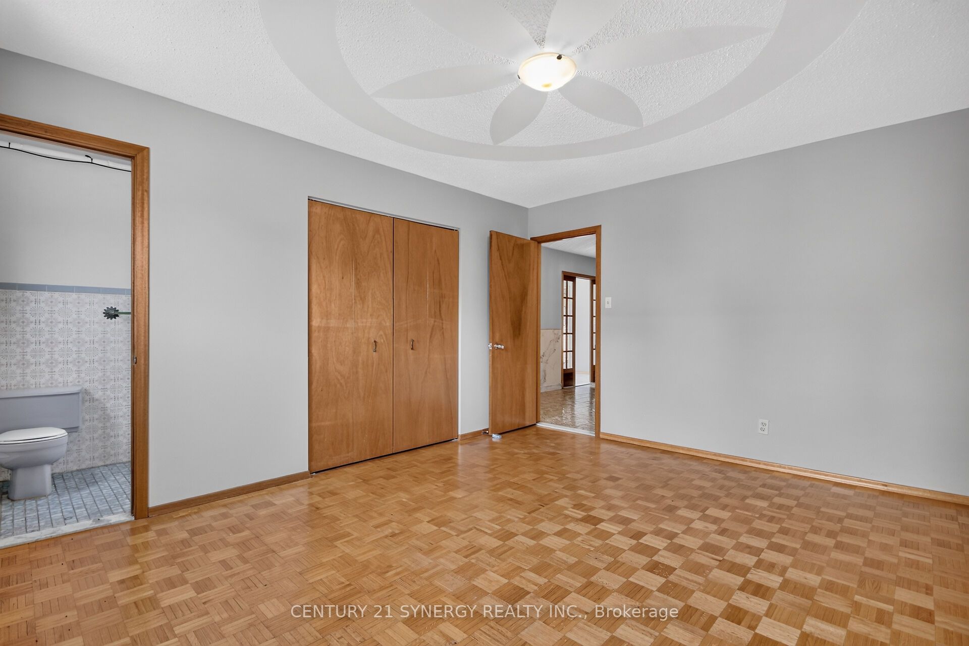 974 Greenbriar Avenue Property Photo 20