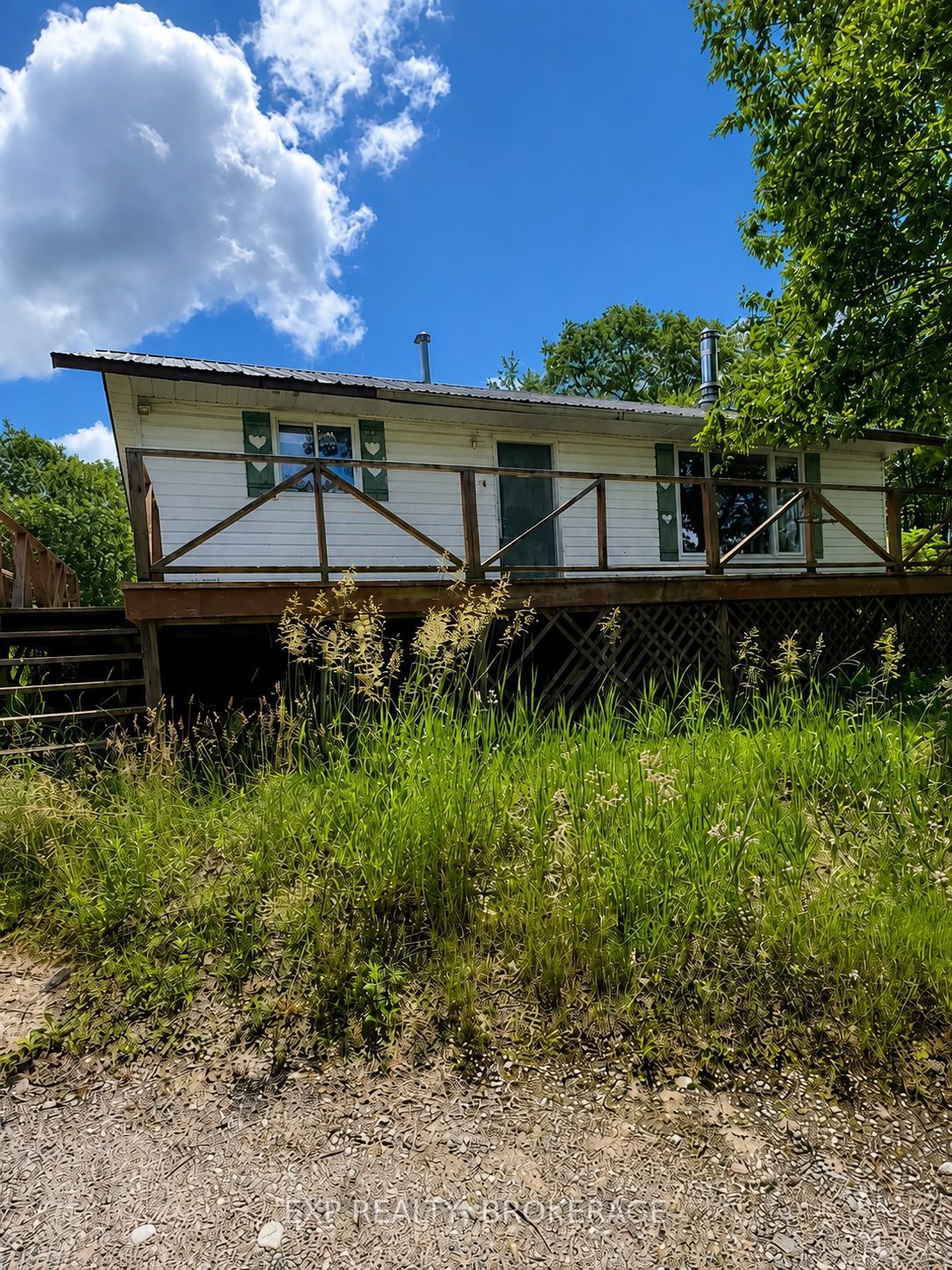 1966 Cross Road Property Photo 2