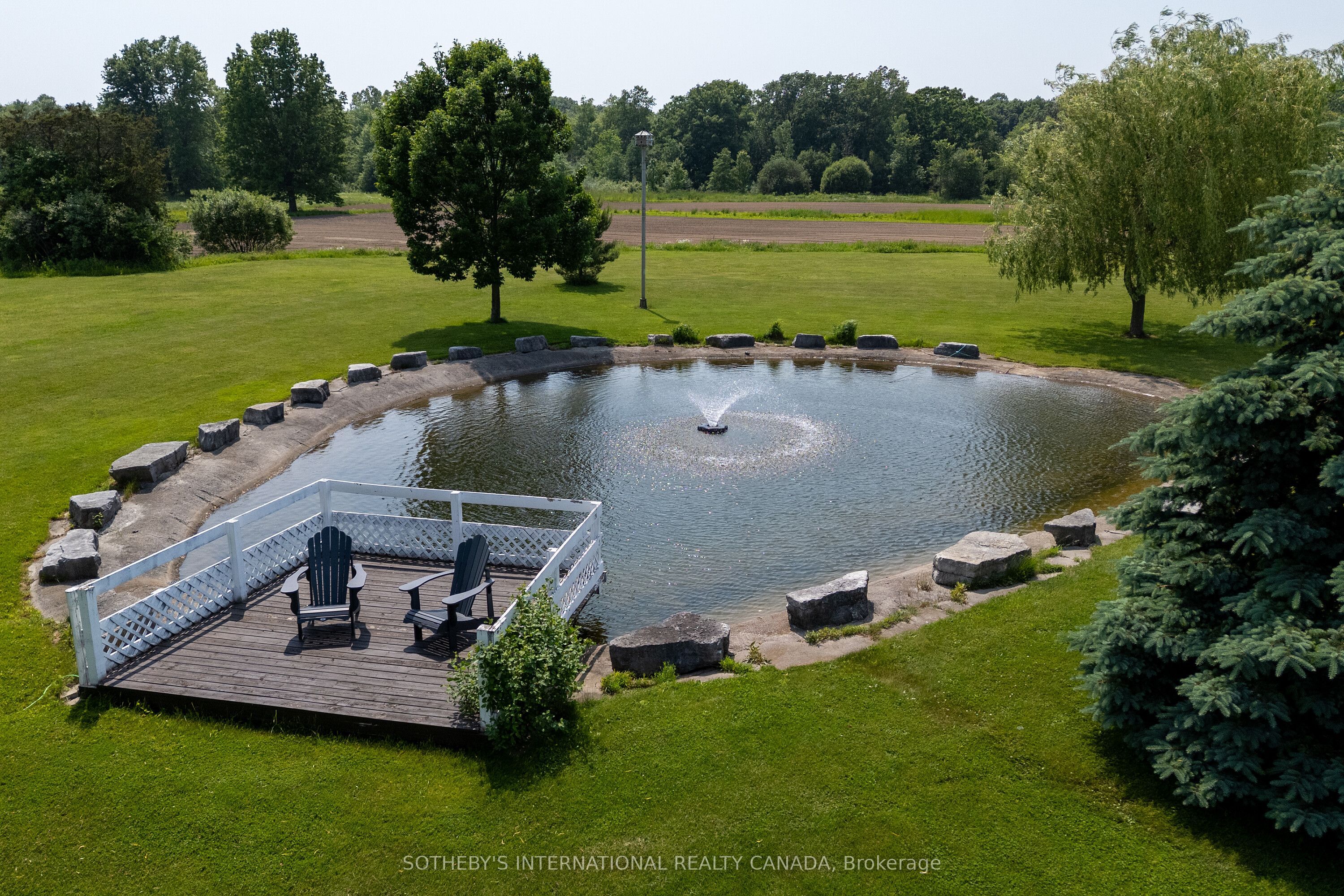 551 Darby Road Property Photo 8